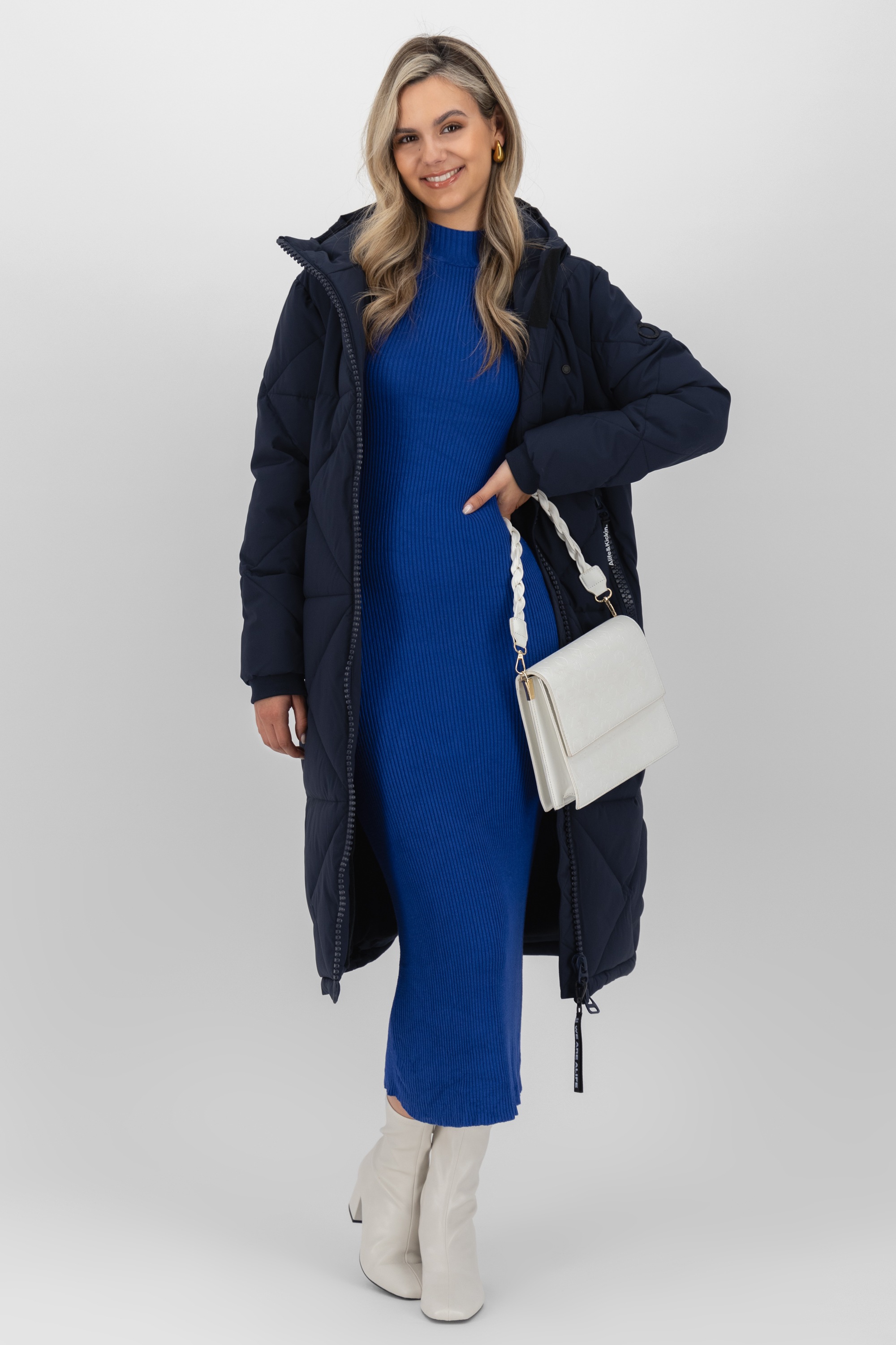 Alife & Kickin Winterjacke »Damen EnyaAK A«, Figurnah geschnittener Wintermantel mit 2-Wege Reißverschluss