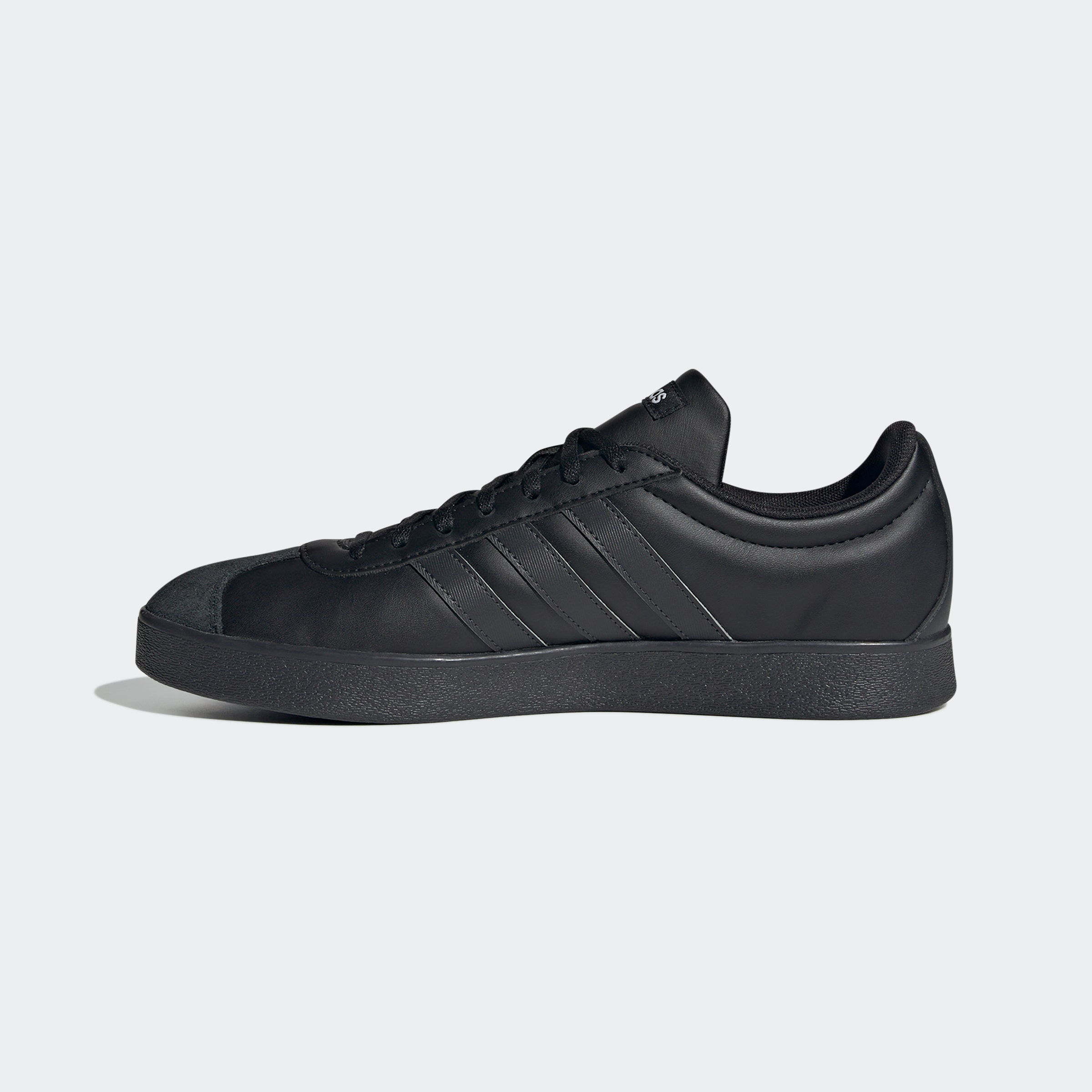 adidas Performance Sneaker »MERCEDES - AMG PETRONAS FORMULA ONE TEAM VL COURT SCHUH«, Mercedes AMG Motorsport