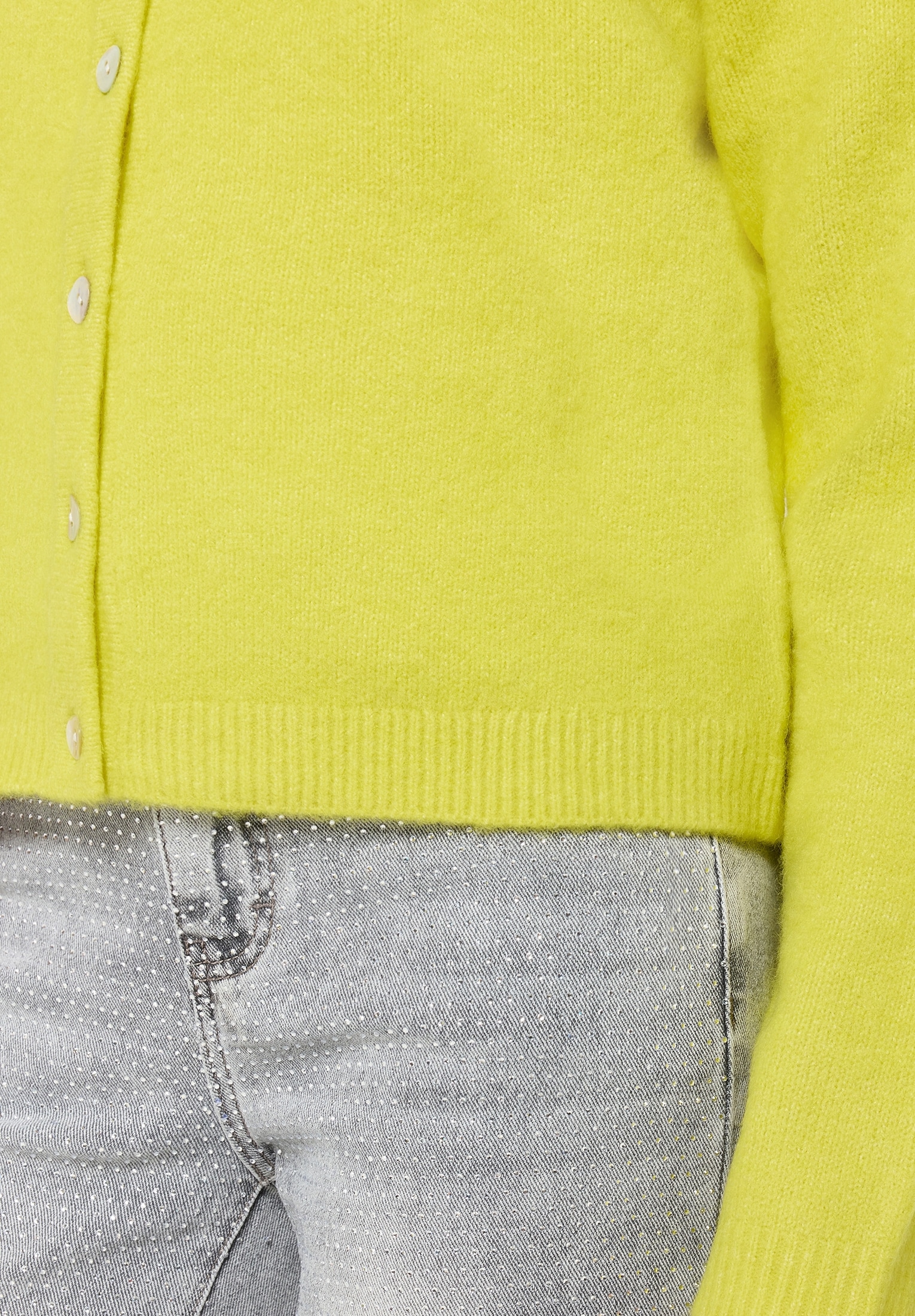 Cartoon Strickjacke »Damen mit Rundhalsausschnitt«, 1 tlg.
