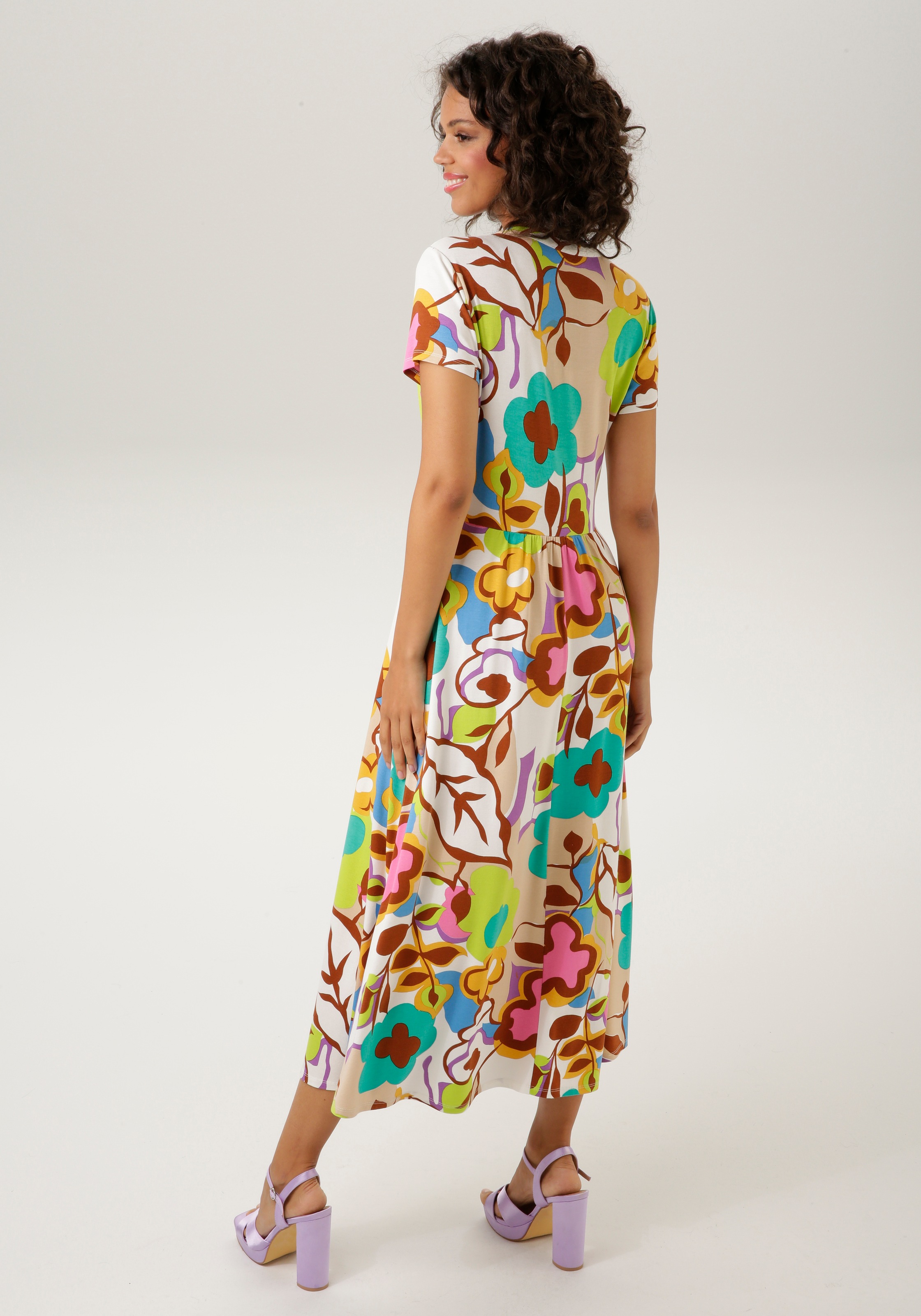 bestellen CASUAL NEUE - graphischem Blumendruck | KOLLEKTION online BAUR Aniston Sommerkleid, mit großflächigem,