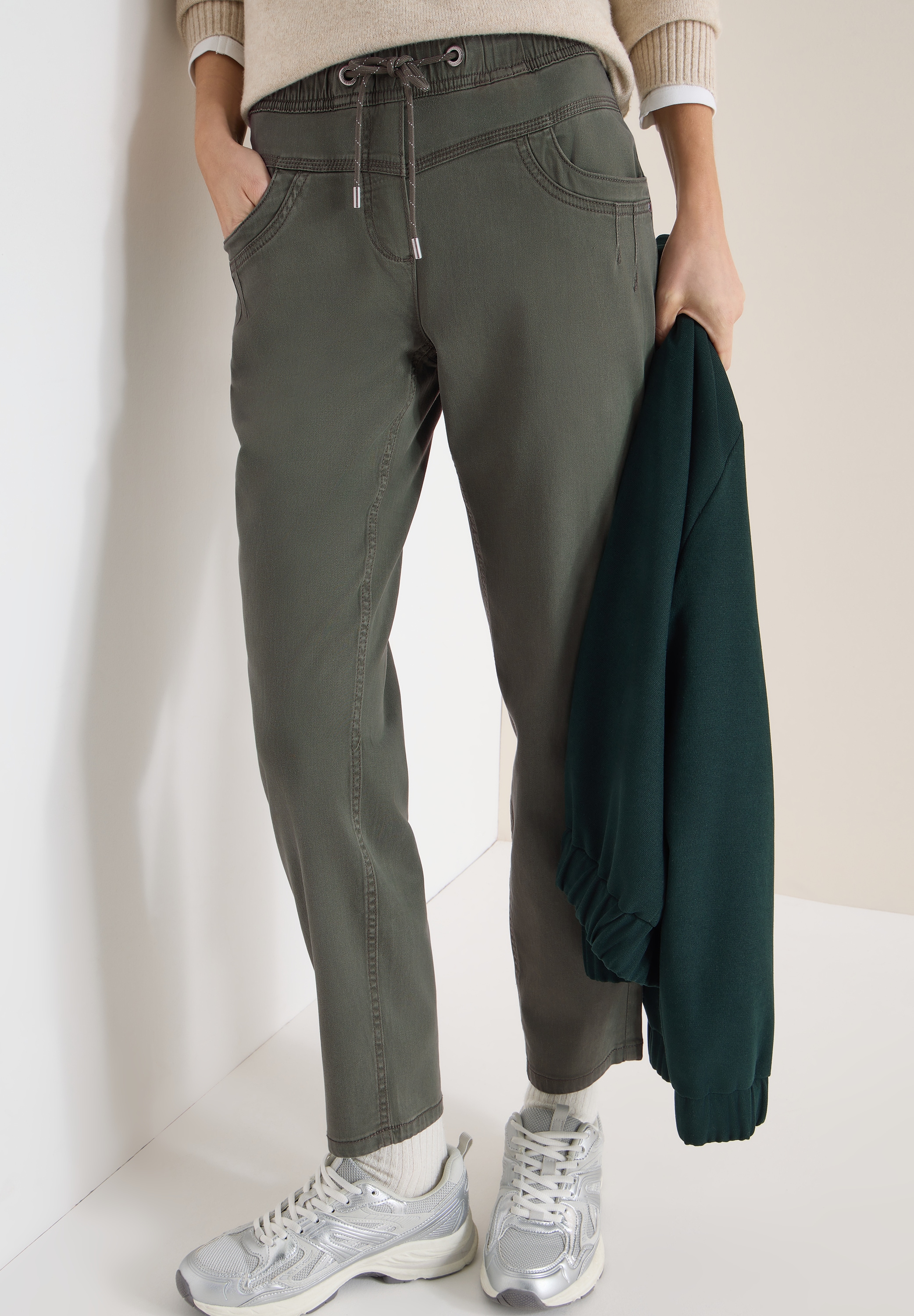 CECIL Damen Stoffhose "Style Tracey"sea weed khaki, Gr. XXL, unifarben, Web, Obermaterial: 56% Lyocell, 41% Baumwolle, 3% Elasthan. Futter: 100%