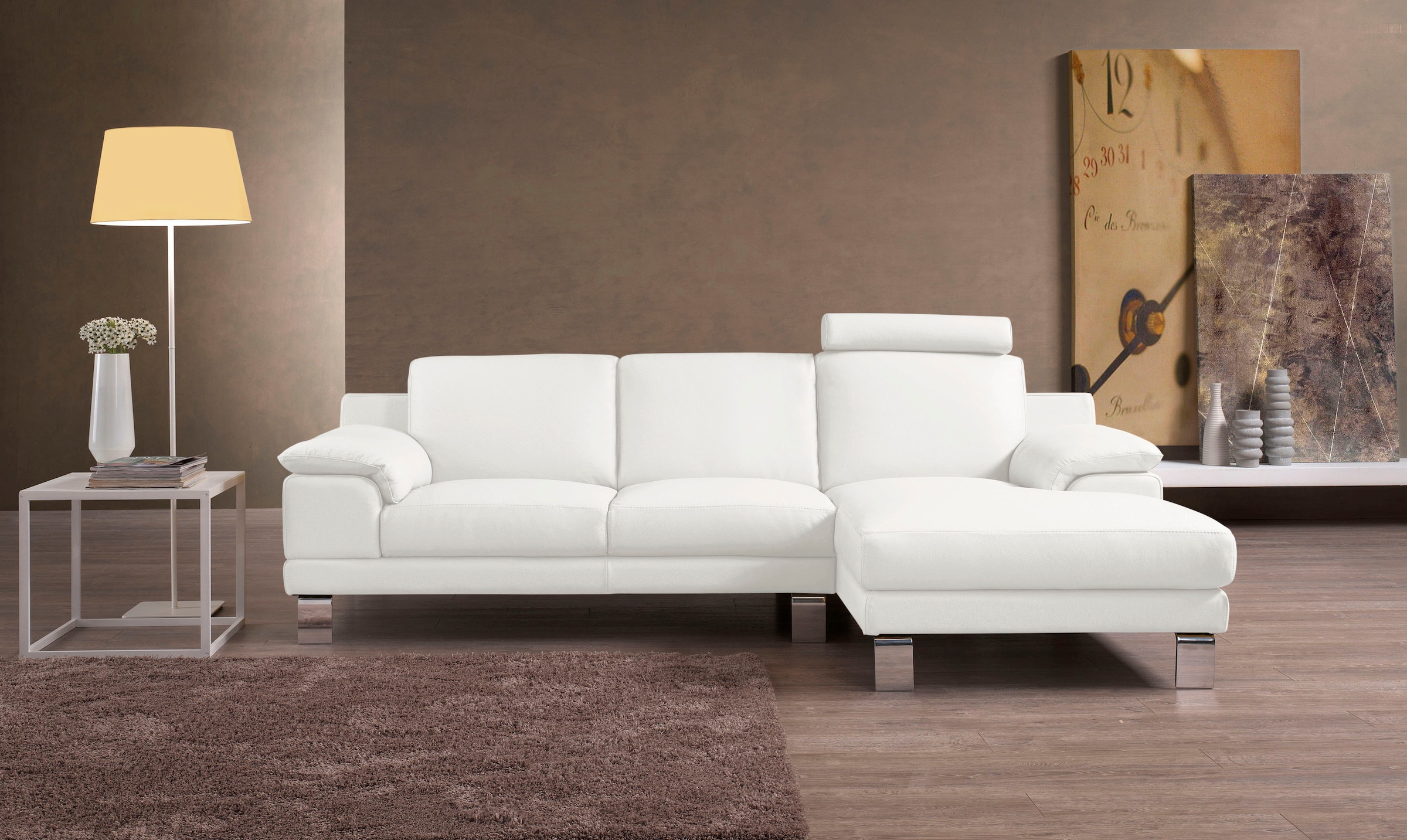 Egoitaliano Ecksofa "Shakira, Design & Sitzkomfort auf hohem Niveau, Breite 236cm, L-Form" mit Recamiere, L-Form, edle Füße