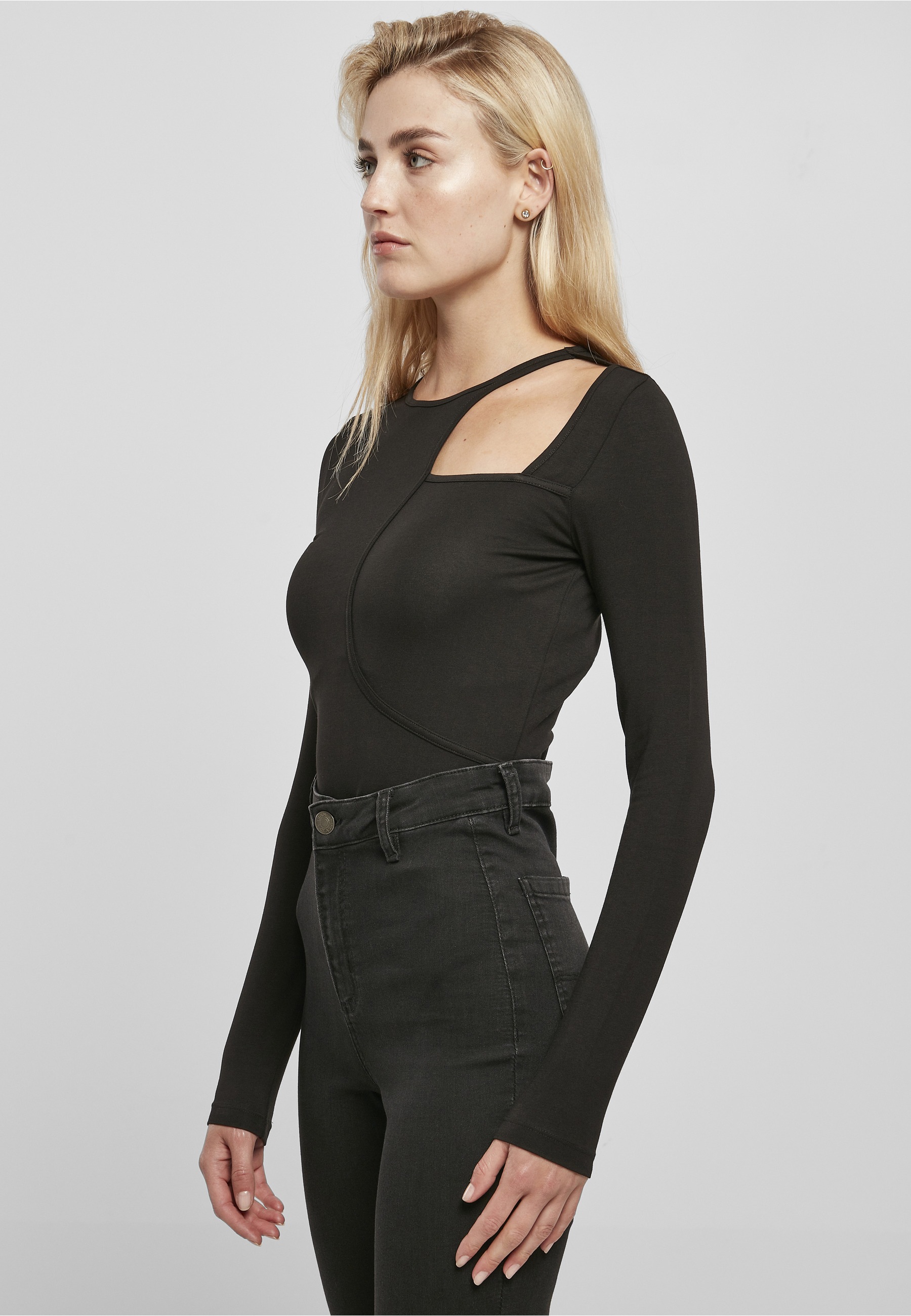 URBAN CLASSICS Kurzarmshirt »Urban Classics Damen Ladies Organic Cut Out Longsleeve Body« 1 Stk.