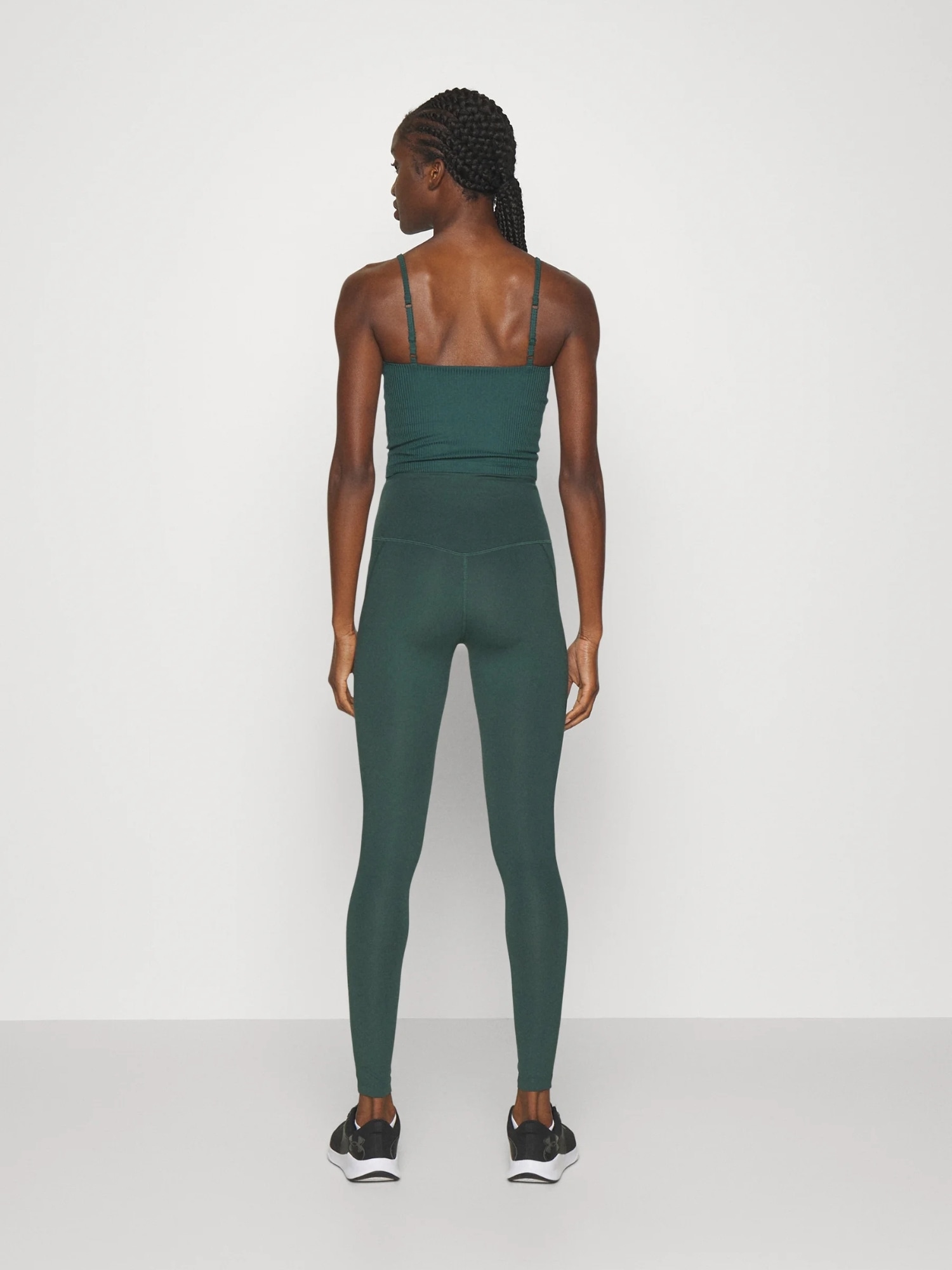 GIRLFRIEND COLLECTIVE Chinohose »Girlfriend Collective Trouser COMPressive«