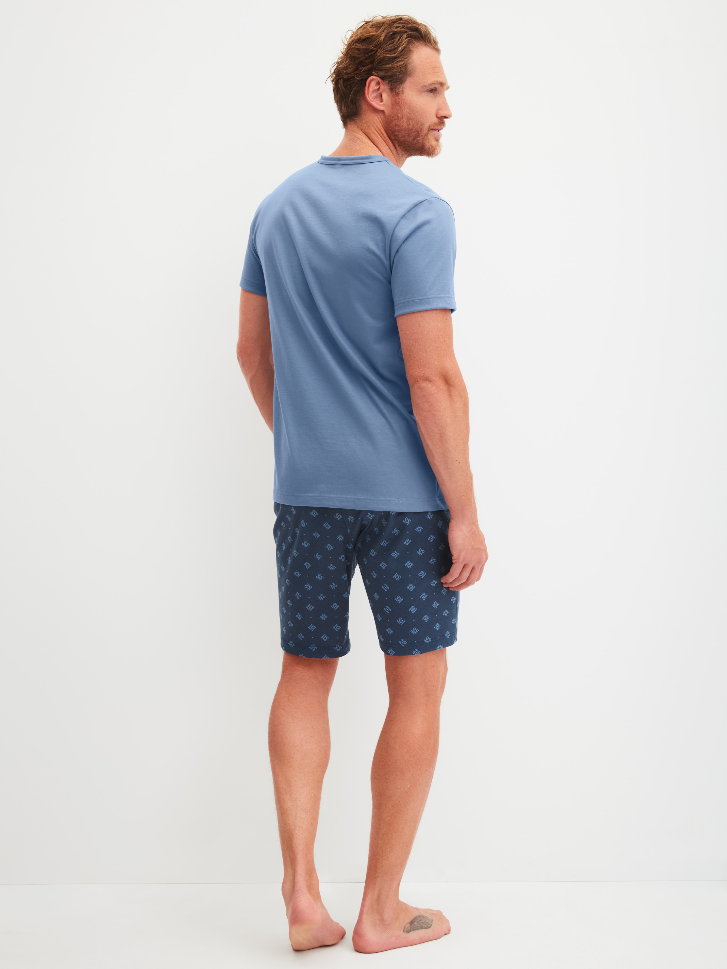 CALIDA Shorty »Relax Imprint 2« 2 V-Ausschnitt, Brusttasche, Kurzarm, Single Jersey Qualität