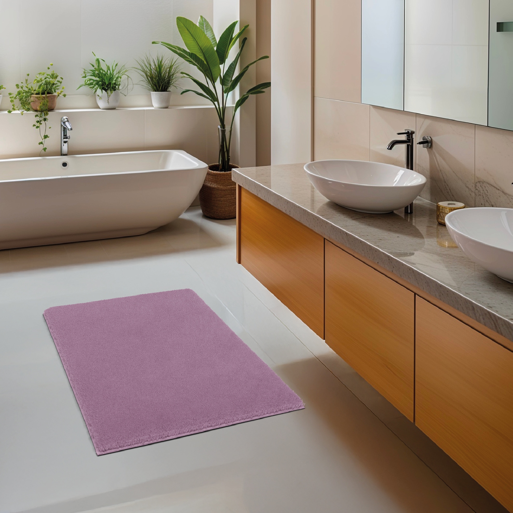 Grund Badematte »Molena«, rutschhemmend beschichtet, fußbodenheizungsgeeignet, Hoher LUXURYSOFT-Flor aus Polyester, 5 Jahre Garantie