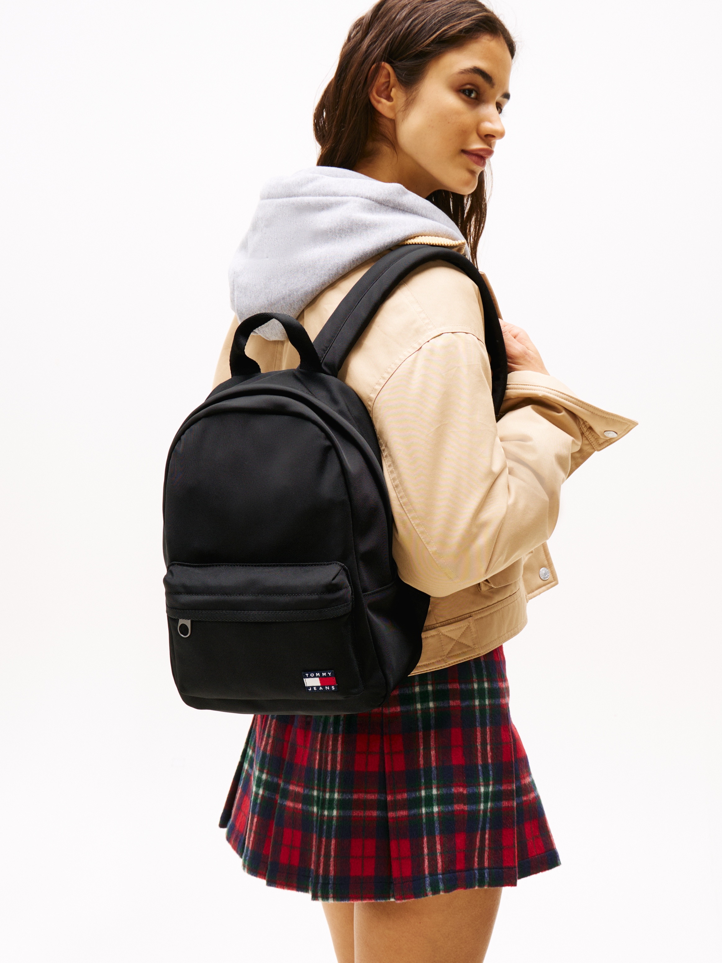 Tommy Jeans Freizeitrucksack »TJW ESS DAILY BACKPACK«, City Rucksack, Schulrucksack mit verstellbaren Schulterriemen
