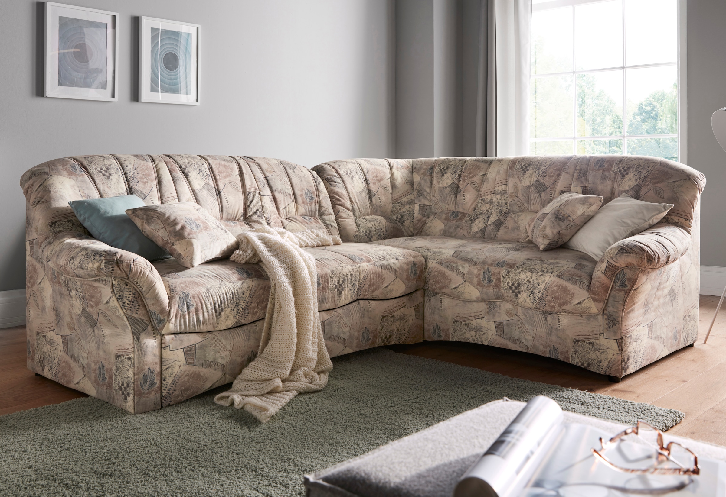 DOMO collection Ecksofa »Bahia, zeitlos und elegant, bequeme Armlehnen, L-Form«, Belastbarkeit bis 140 kg pro Sitzfläche, mit Federkern und Zierkissen
