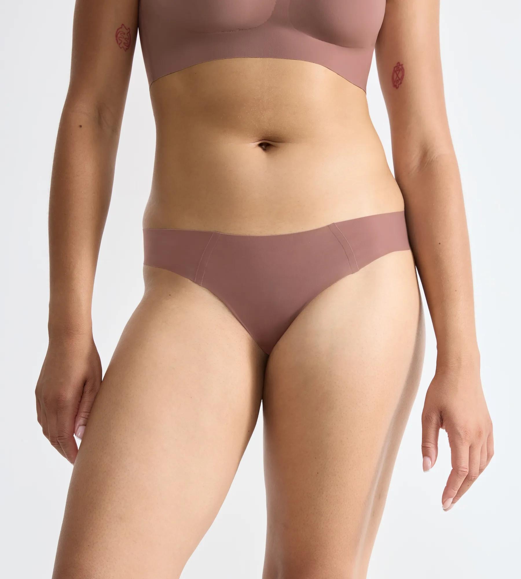 sloggi Tanga "ZERO Feel 2.0" nahtlos, superweiches Interlock-Jersey Material, ultraleicht