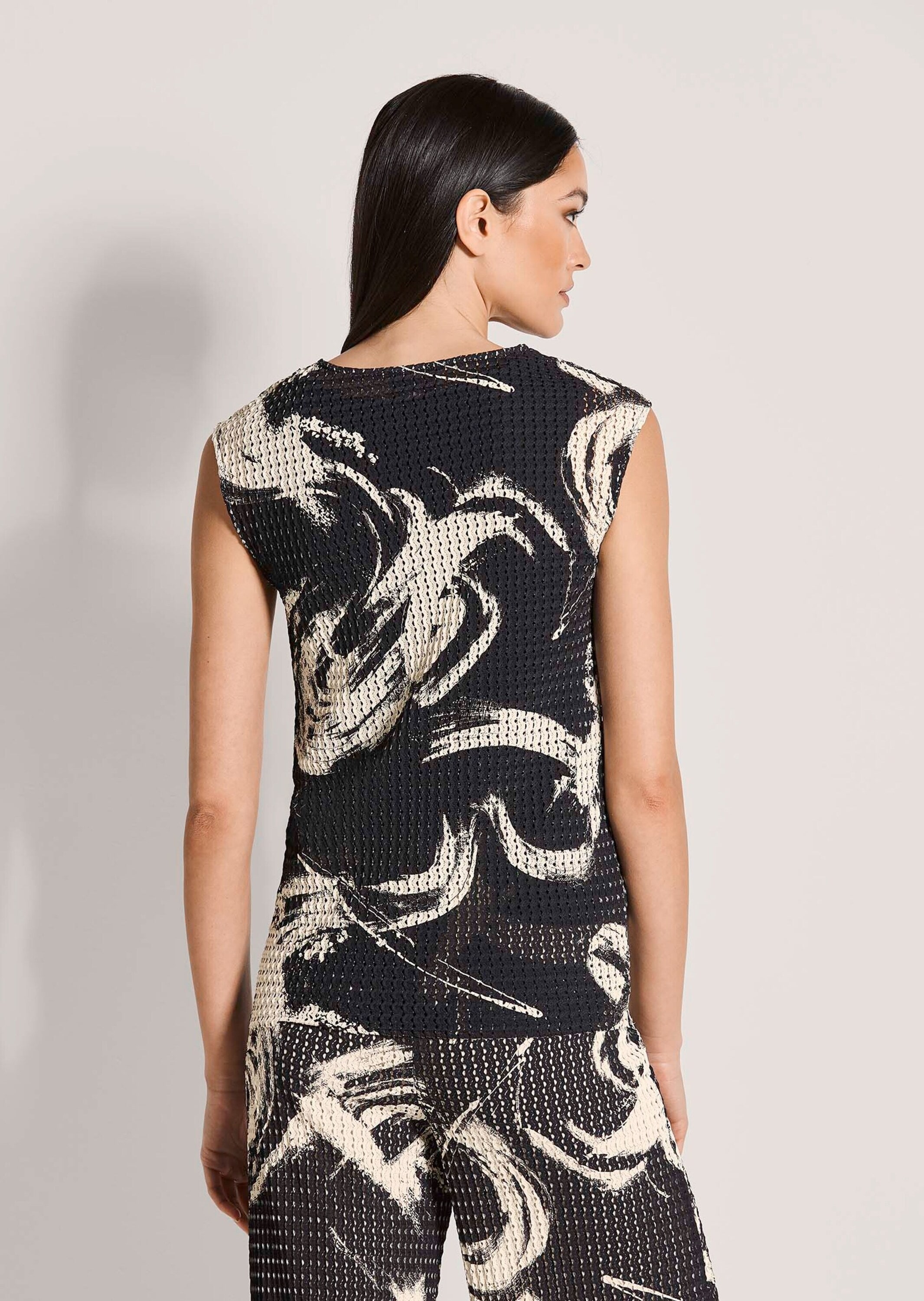 MADELEINE Trägertop »Jerseyshirt Ajourshirt mit grafischem Muster«