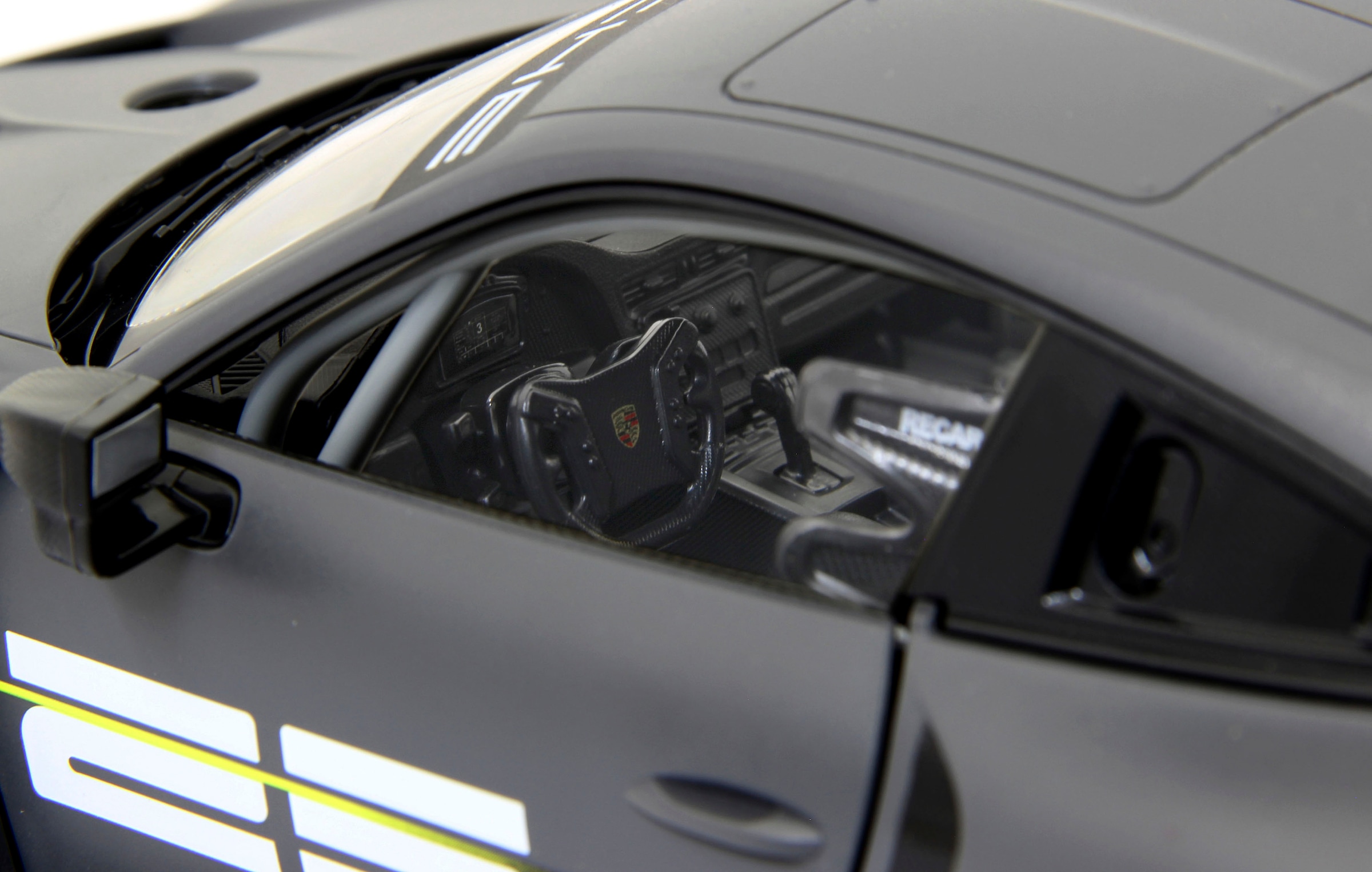 Jamara RC-Auto »Deluxe Cars, Porsche 911 GT2 RS Clubsport 25 1:14, grau - 2,4 GHz«, mit LED-Lichtern