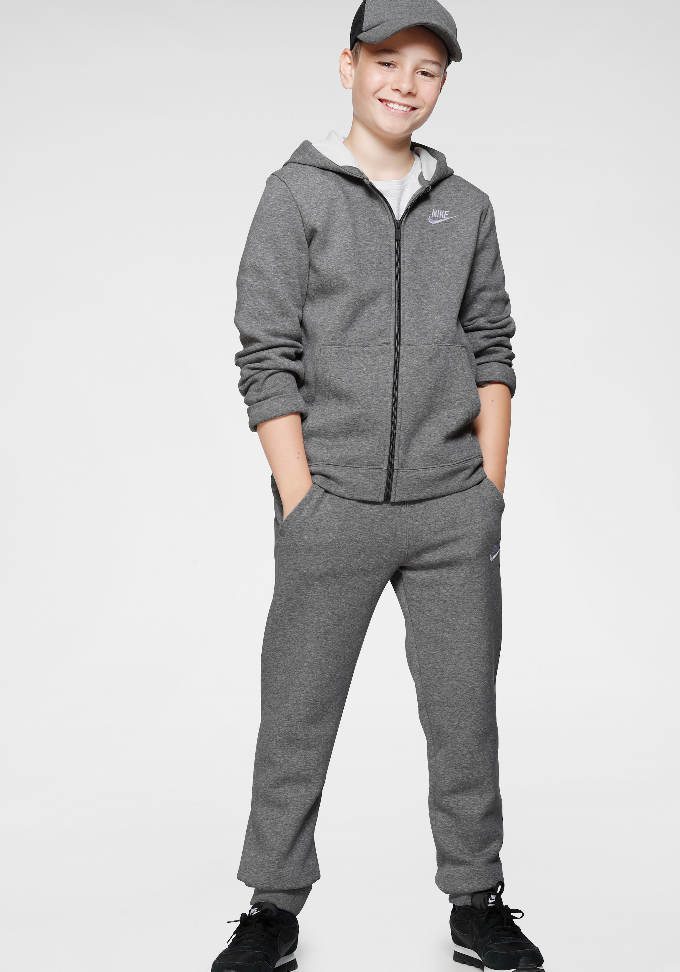 Nike BAUR Kinder für Raten Jogginganzug CORE«, auf Sportswear »NSW | 2 (Set, tlg.),