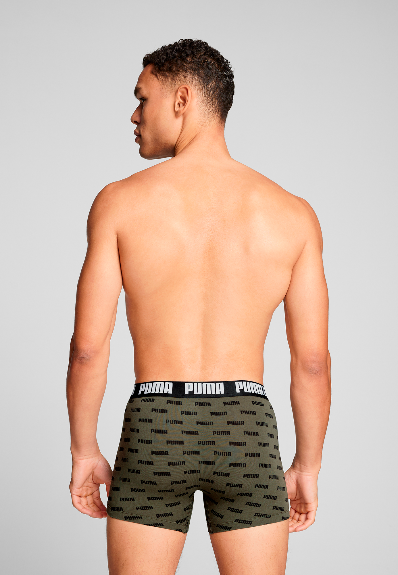 PUMA Boxershorts »PUMA MEN EVERYDAY LOGO PRINT BOXERS 2P«, (2er Pack), 1x uni und 1x allover Logodruck