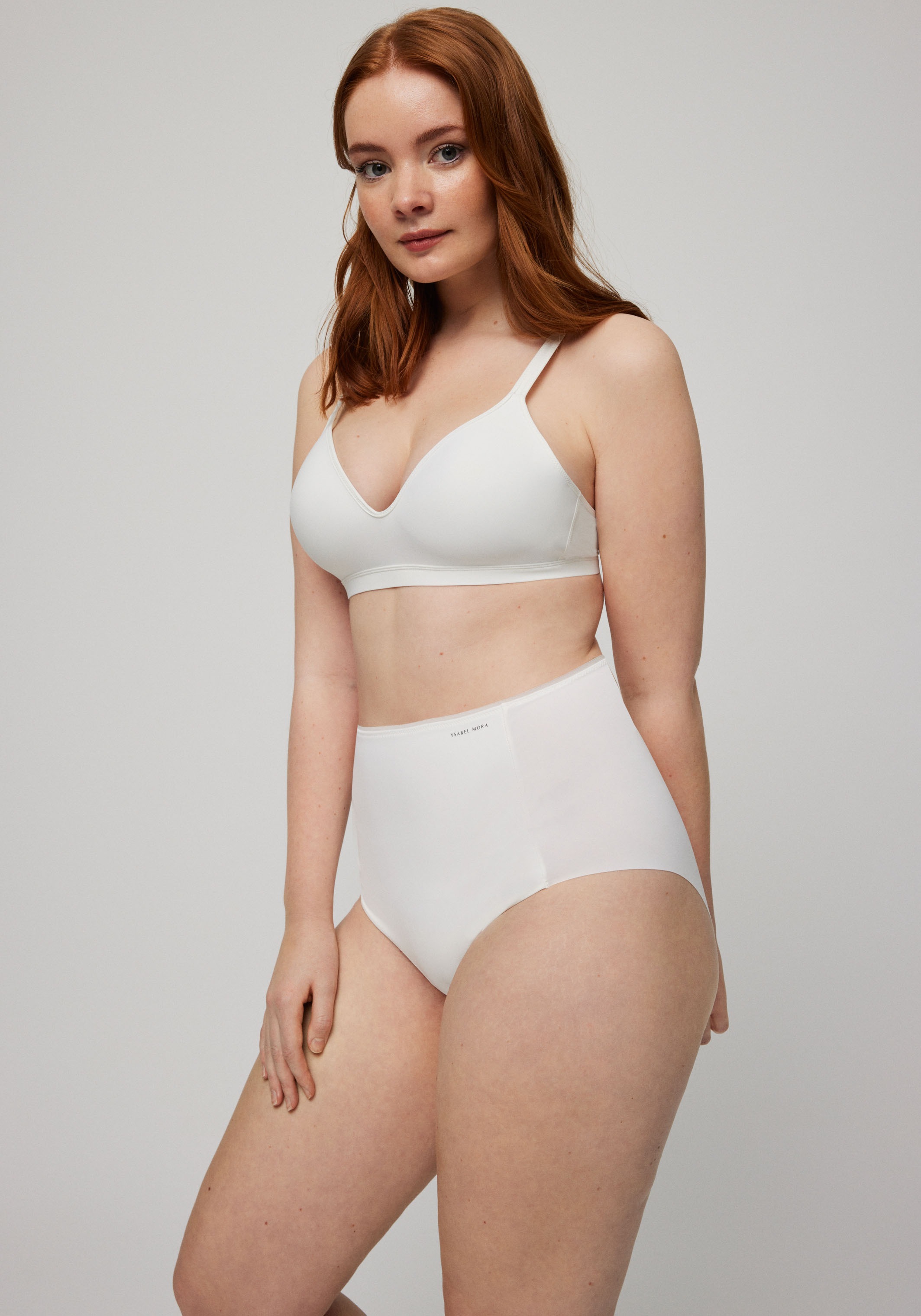 Thumbnail - YSABEL MORA Shapingslip aus verstärktem Material und mit bedeckter, hochgeschnittener Passform