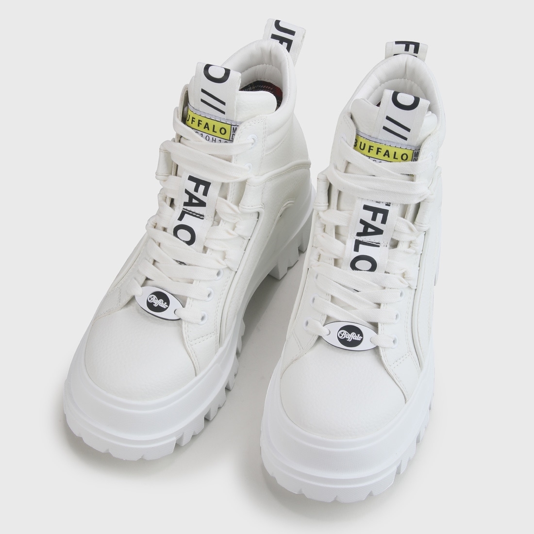 Buffalo Schnürboots »ASPHA NC MID«, Plateauboots, Schnürstiefelette, High Top Sneaker in monochromer Optik