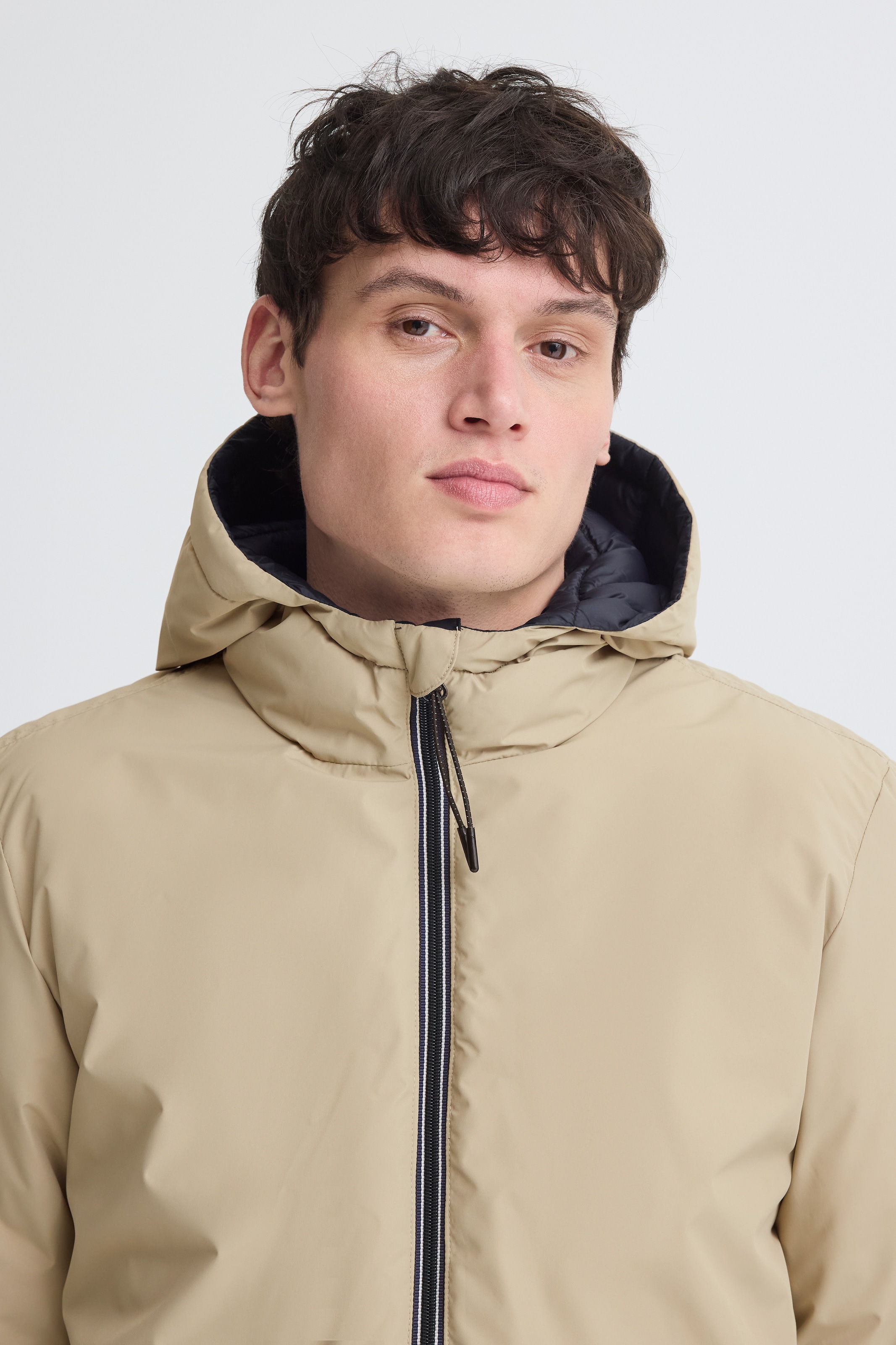 Blend Wendejacke »BHELWAT REVERSIBLE JKT.« mit Kapuze Kunstfaser, regular fit