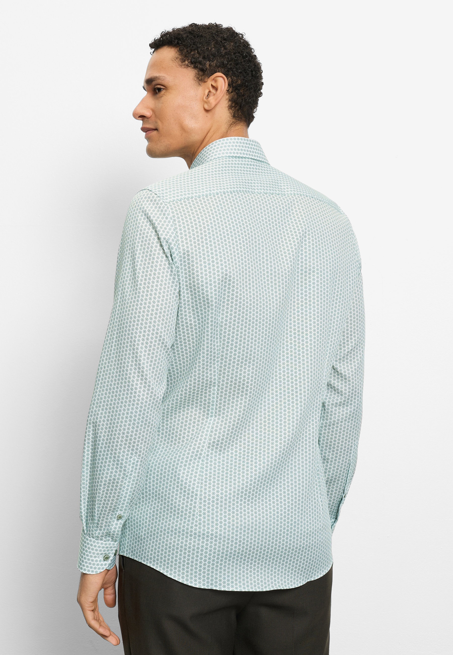 OLYMP Level Five Body Fit Shirt Green 44 3