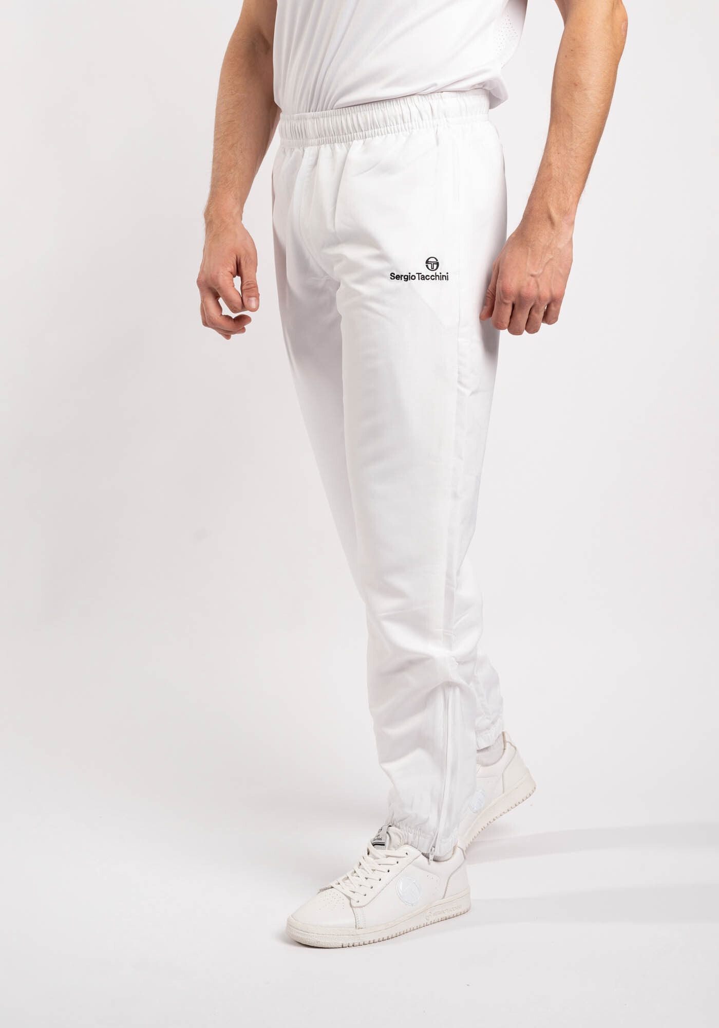 Sergio Tacchini Jogginghose »CARSON 021 SLIM PANT Herren«  Trainingshose Herren, Jogginghose, Retro, Sporthose, Streetwear, Sale