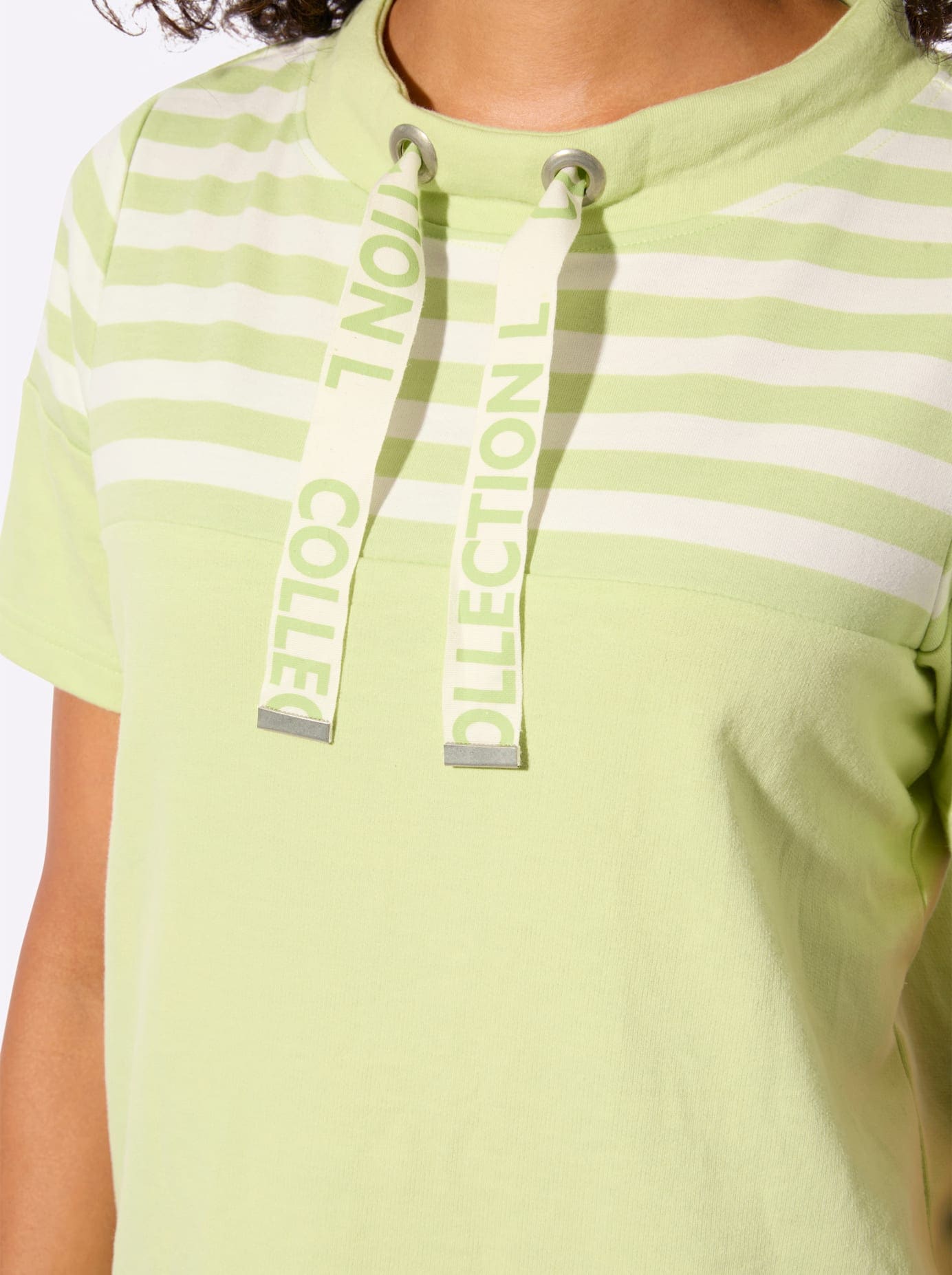 Casual Looks Sweatshirt
