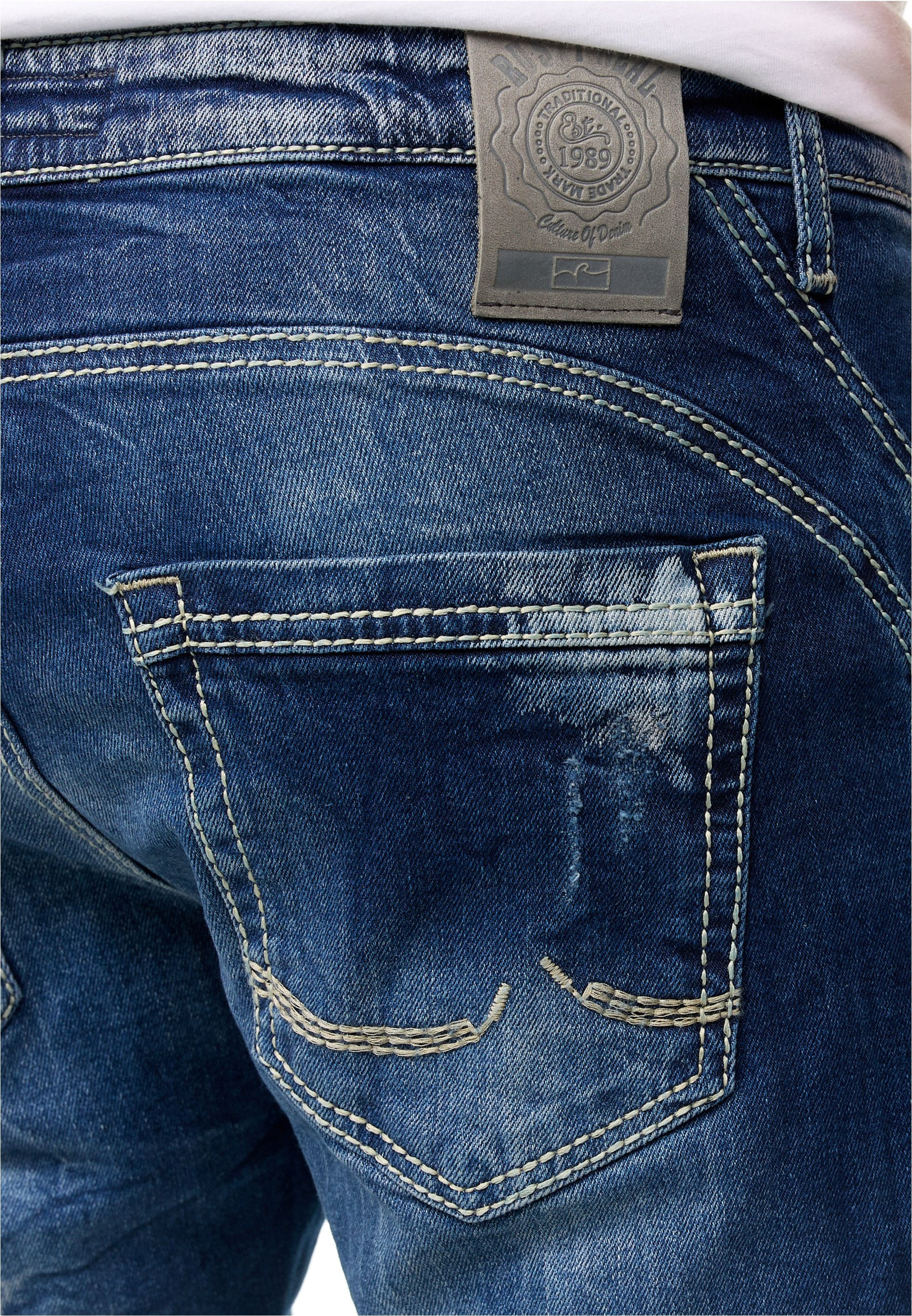 Rusty Neal Straight-Jeans »YAMATO«, mit farblich abgesetzten Nähten