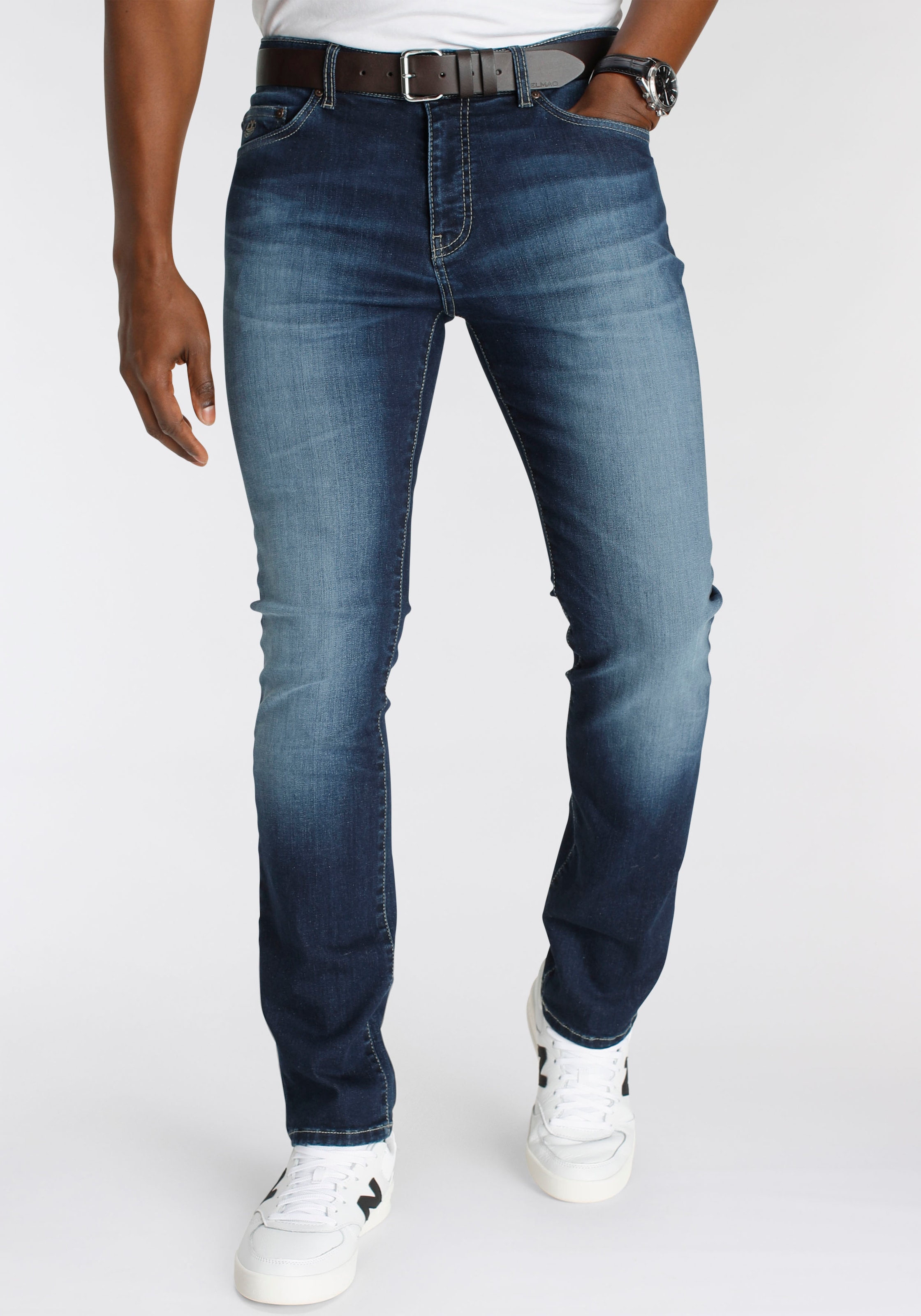 DELMAO Stretch-Jeans ""Reed"", gerader Beinschnitt, Used-Look-Waschung, niedrige Leibhöhe