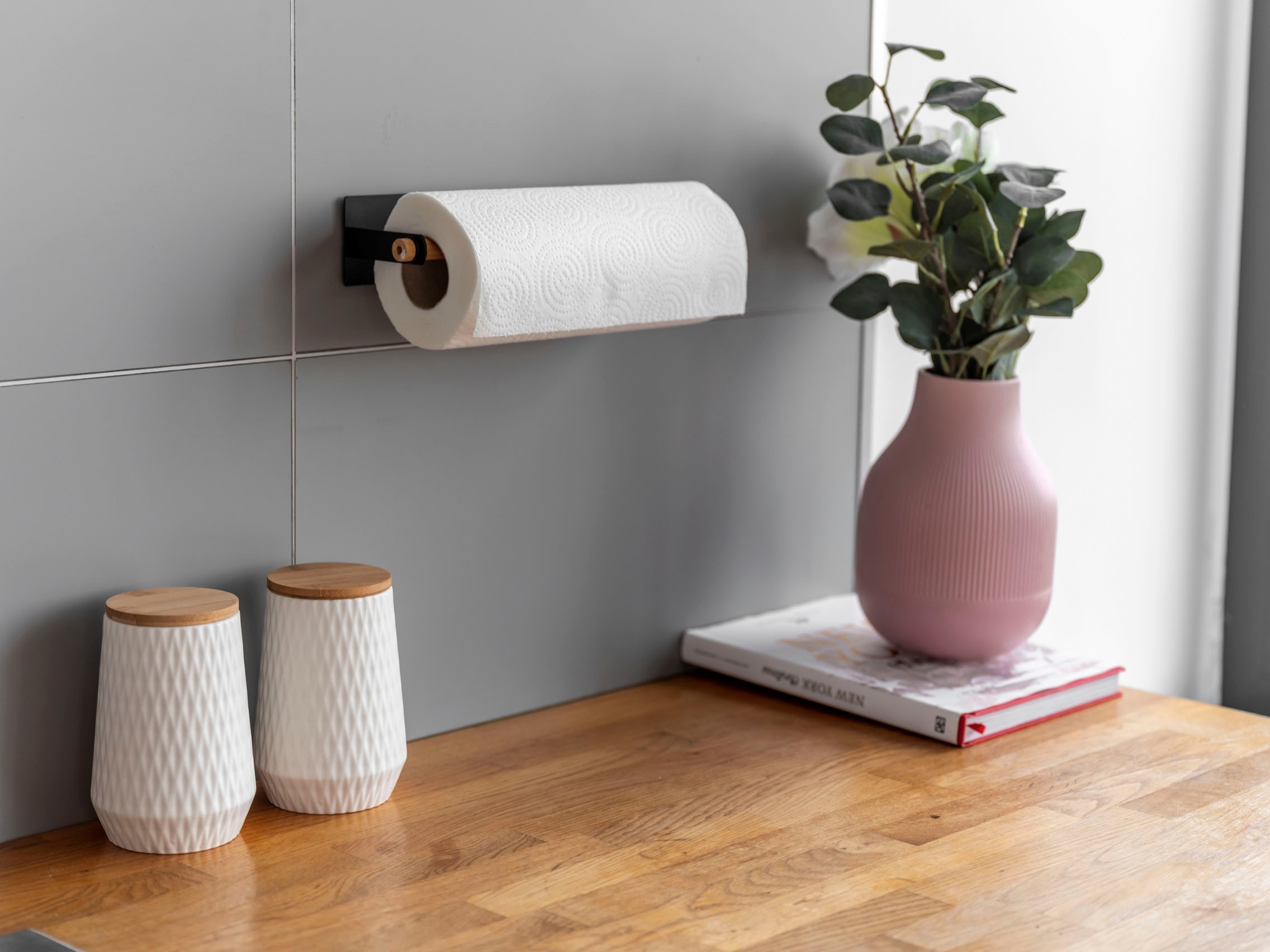 WENKO Küchenrollenhalter »Modell Magna«, magnetischer Wandrollenhalter für Küchenpapier, Befestigen ohne Bohren
