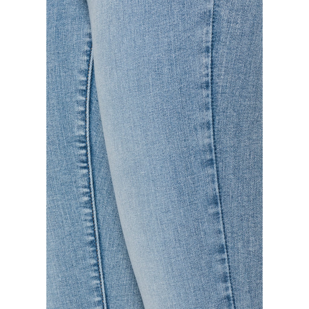 Levi's® Skinny-fit-Jeans »310 Shaping Super Skinny«