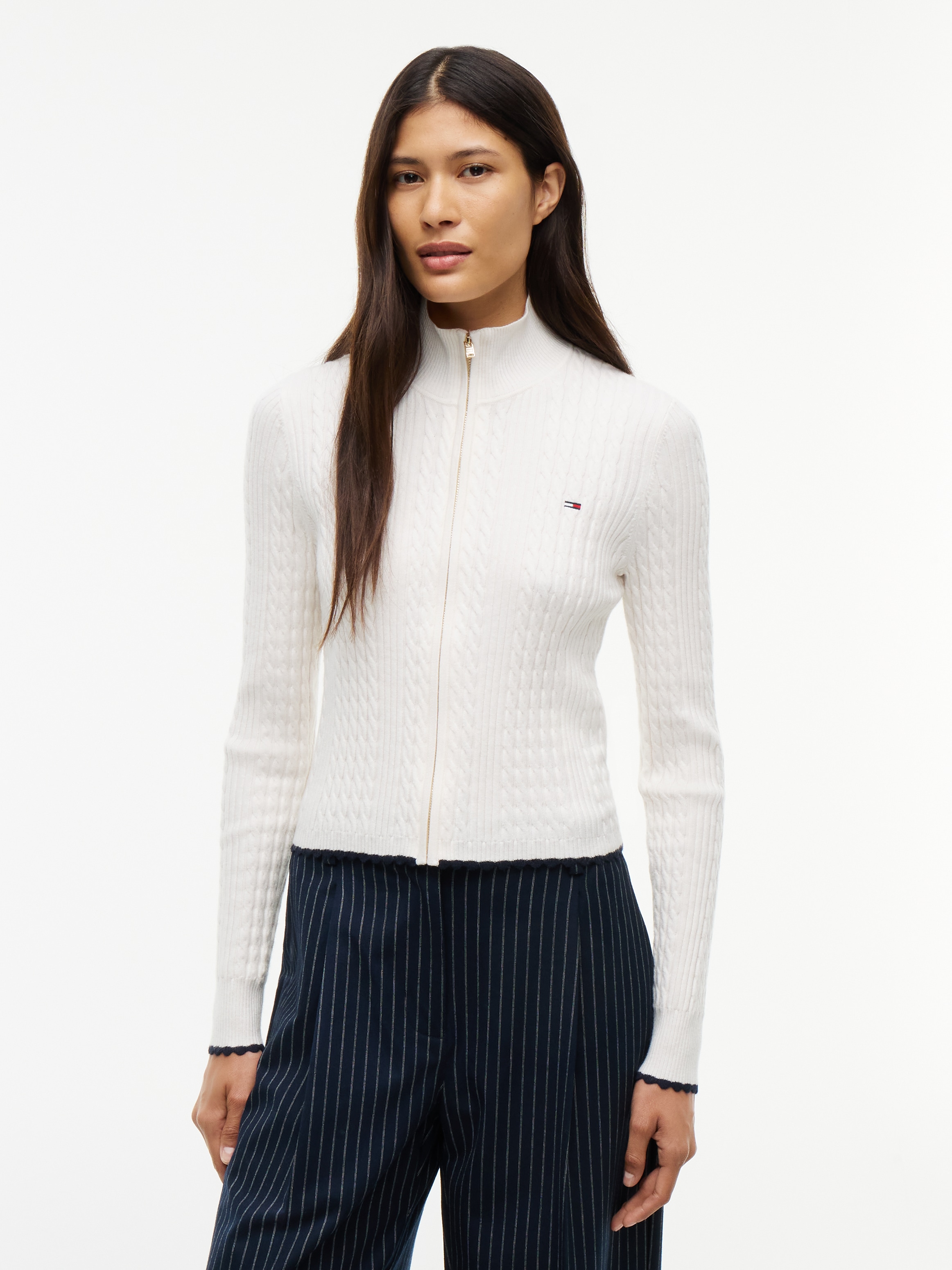 Tommy Jeans Strickjacke »TJW MICRO CABLE ZIPTHRU SWTR EXT« mit Zopfmuster und Stehkragen