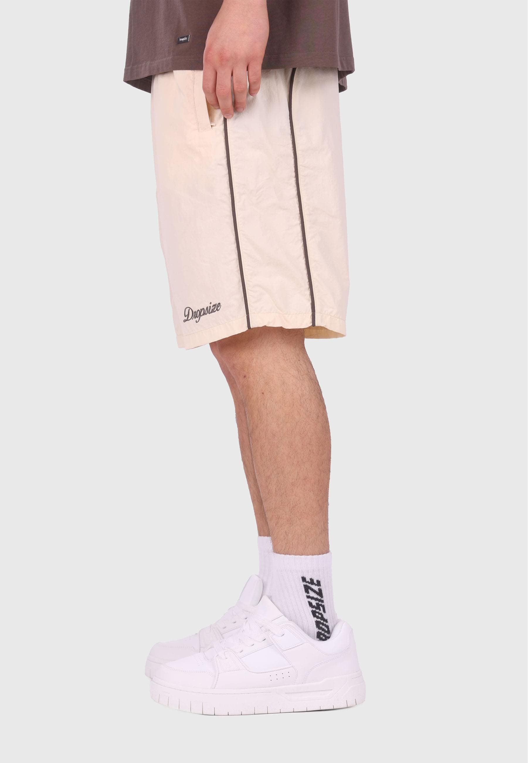 Dropsize Shorts »Dropsize PIPING SHORTS«