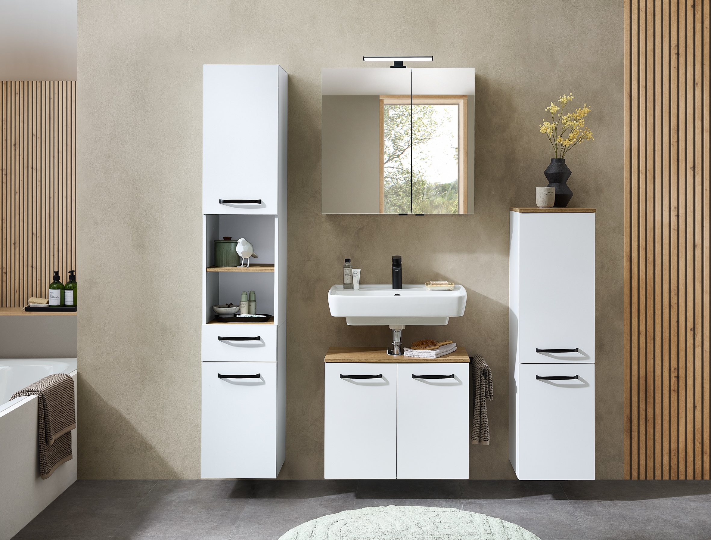 Saphir Badezimmerspiegelschrank »Quickset 500, 2 Türen, 67cm breit, LED-Aufsatzleuchte« inkl. Schalter und Steckdose