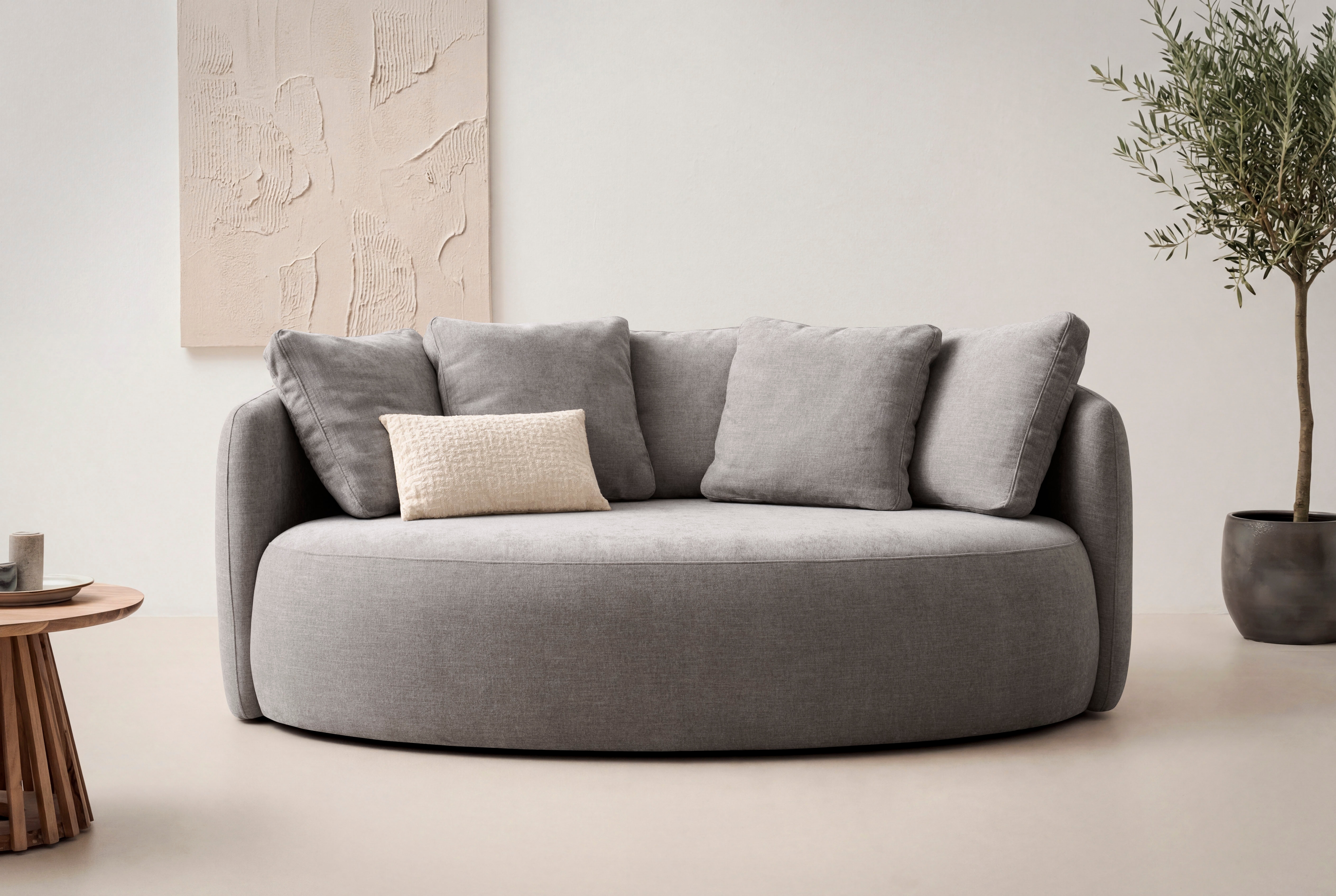 OTTO home 2,5-Sitzer "Kaarl, rundes Loungesofa, Sofa mit Kissen, perfekt gepolstert" Webstoff, in fünf Farben, zeitloses Design, inkl. 5 Rückenkissen