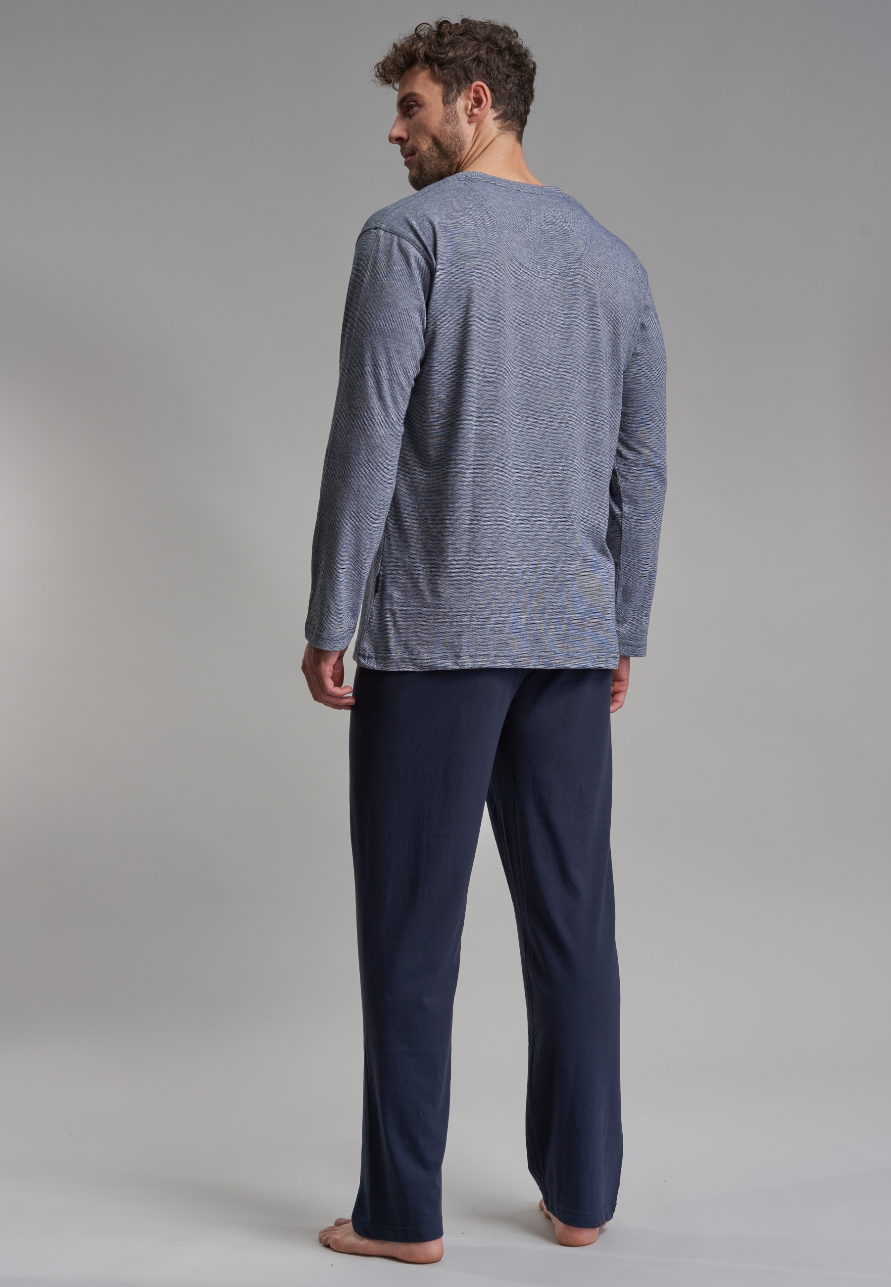 GÖTZBURG Schlafanzug »Upper West« 2 Stk. tlg., Langarm, V-Ausschnitt, lange Hose, Baumwollmix, leicht, locker