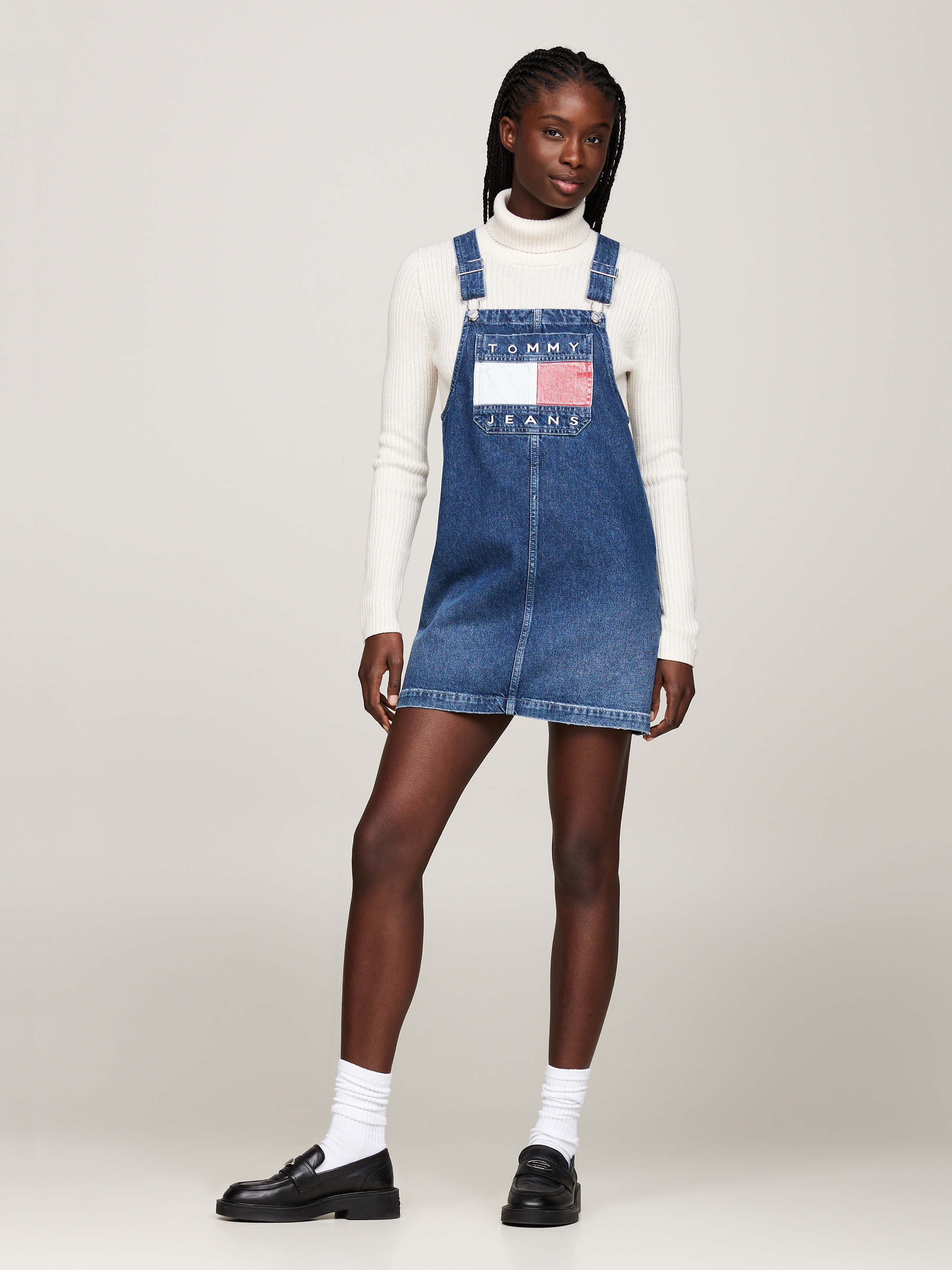 Jeanskleid »PINAFORE DRESS DH6031 EXT«, mit großem Logo