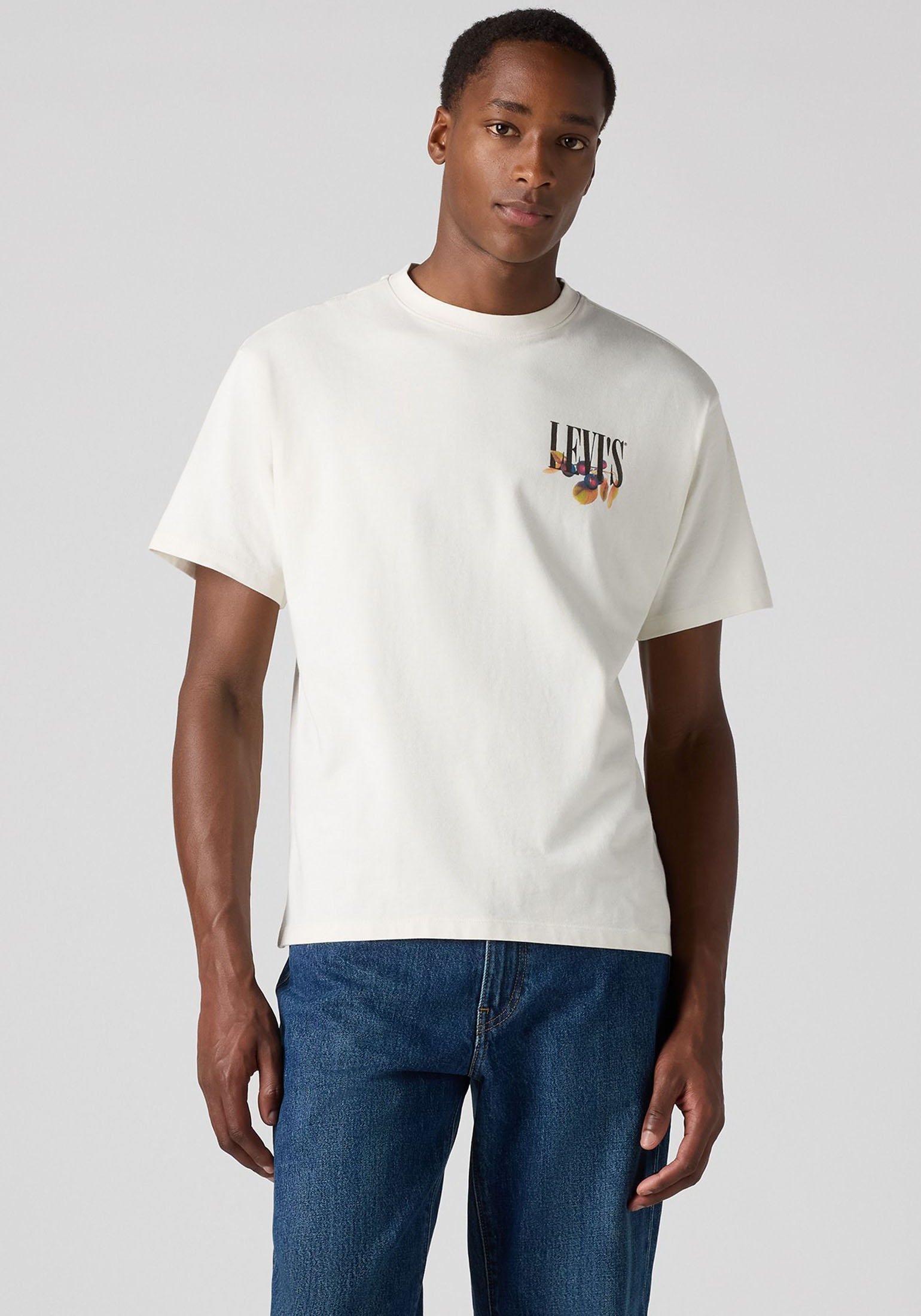 Levis T-Shirt "SEVINTAGE", mit Logo-Aufnäher auf der Brust günstig online kaufen
