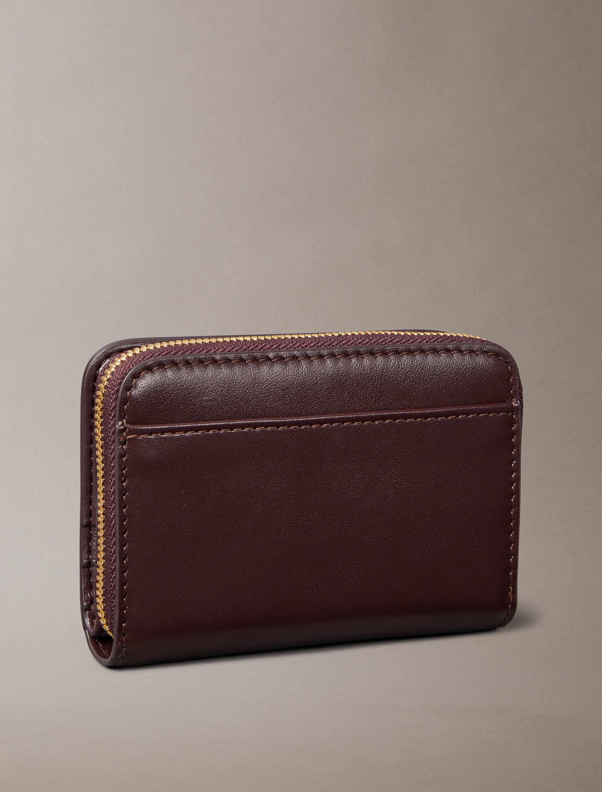 Calvin Klein Geldbörse "CK PULLER MEDIUM FLAP ZIP AROUND", Damen Geldbörse, günstig online kaufen