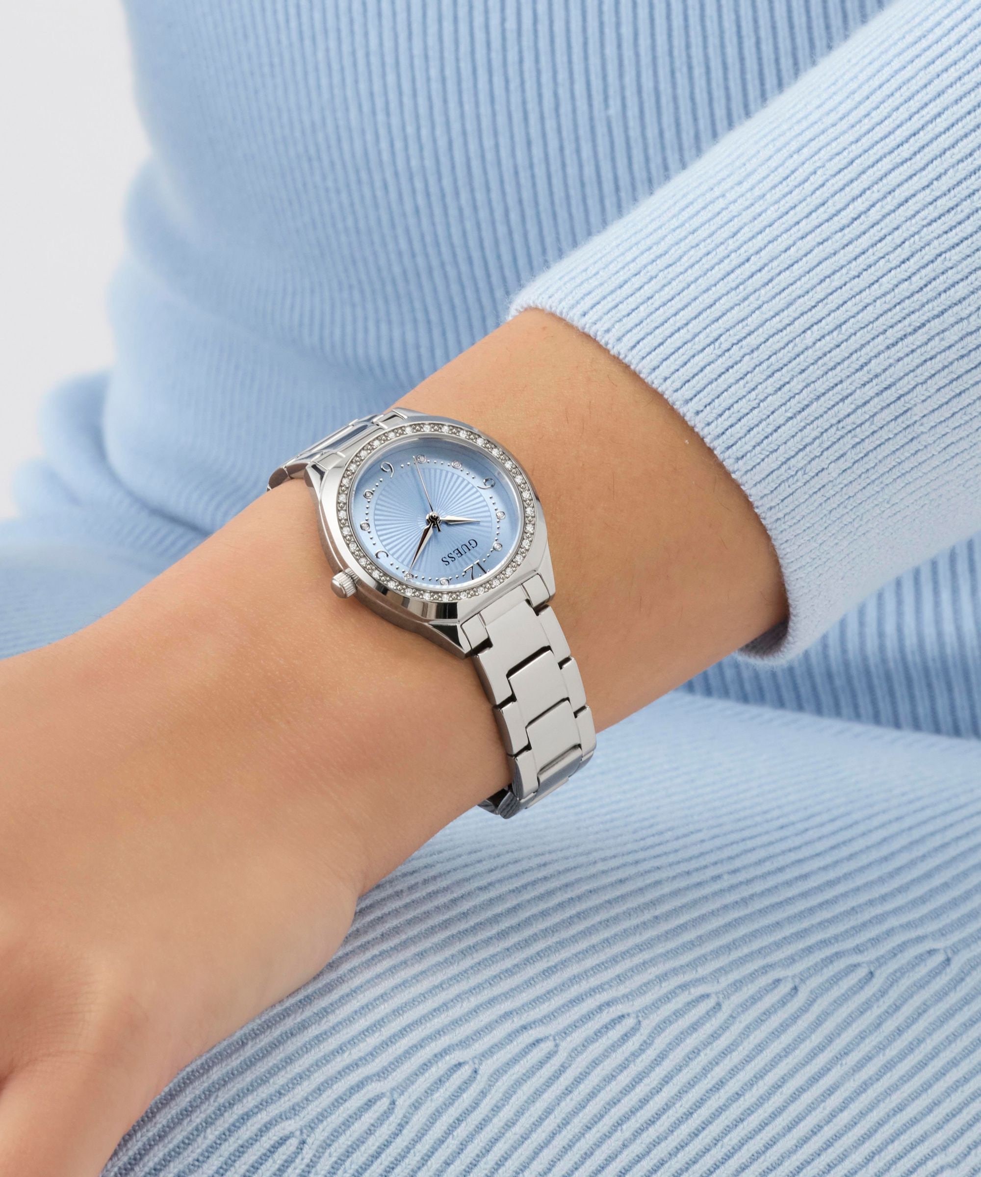 Guess Quarzuhr »GUESS-CHARLOTTE« Armbanduhr, Damenuhr, Edelstahlarmband, analog