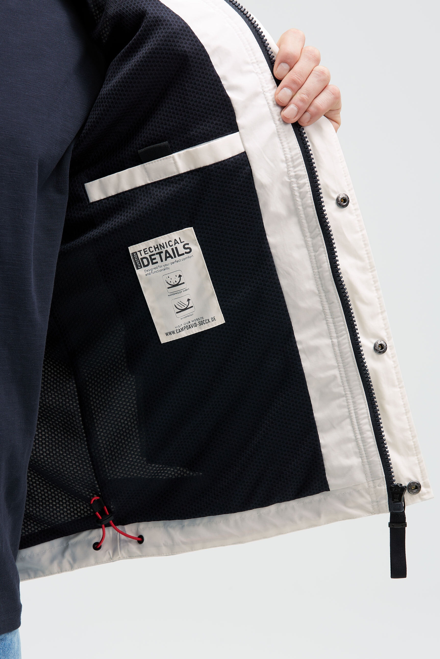 CAMP DAVID Outdoorjacke mit Kapuze mit verstellbarem Saum