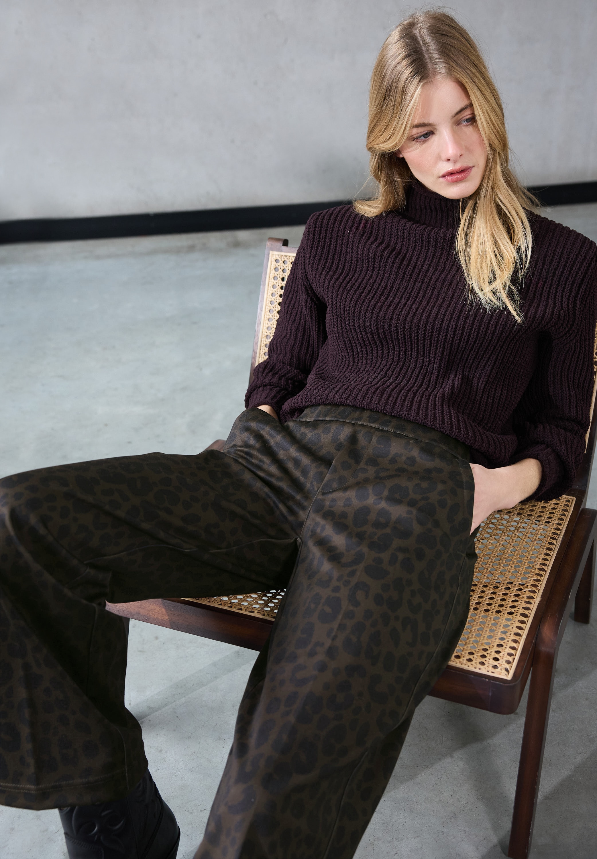 STREET ONE STUDIO Stoffhose  Middle Waist