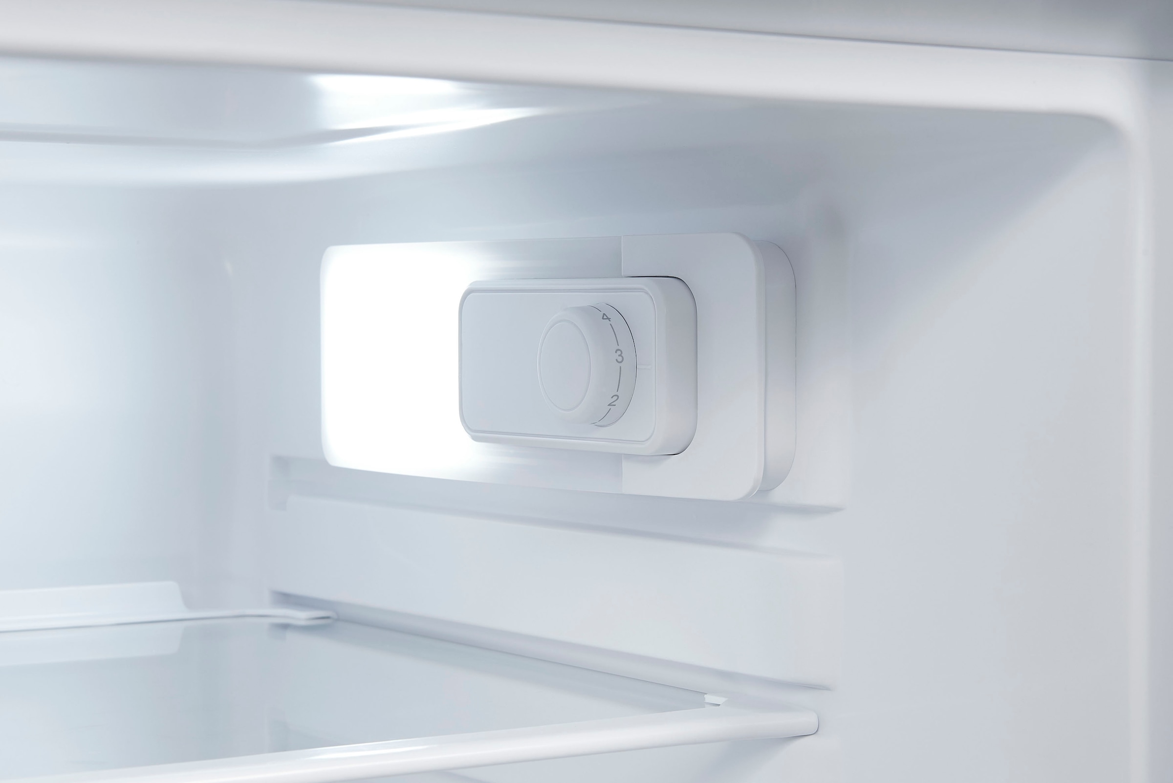 exquisit Einbaukühlschrank »EKS131-V-040F«