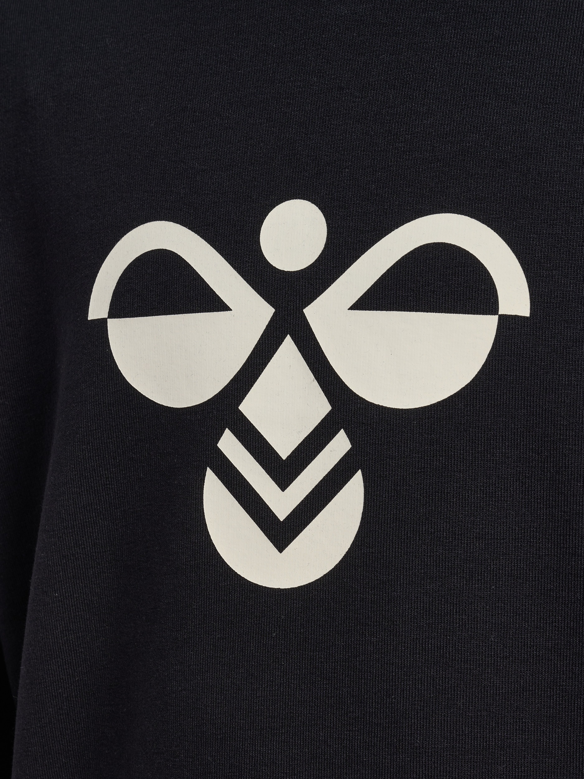 hummel Sweatshirt »HMLJR REG TUKAS SWEATSHIRT«, sportlicher Stil, mit Logo-Druck und seitlichen Winkeln
