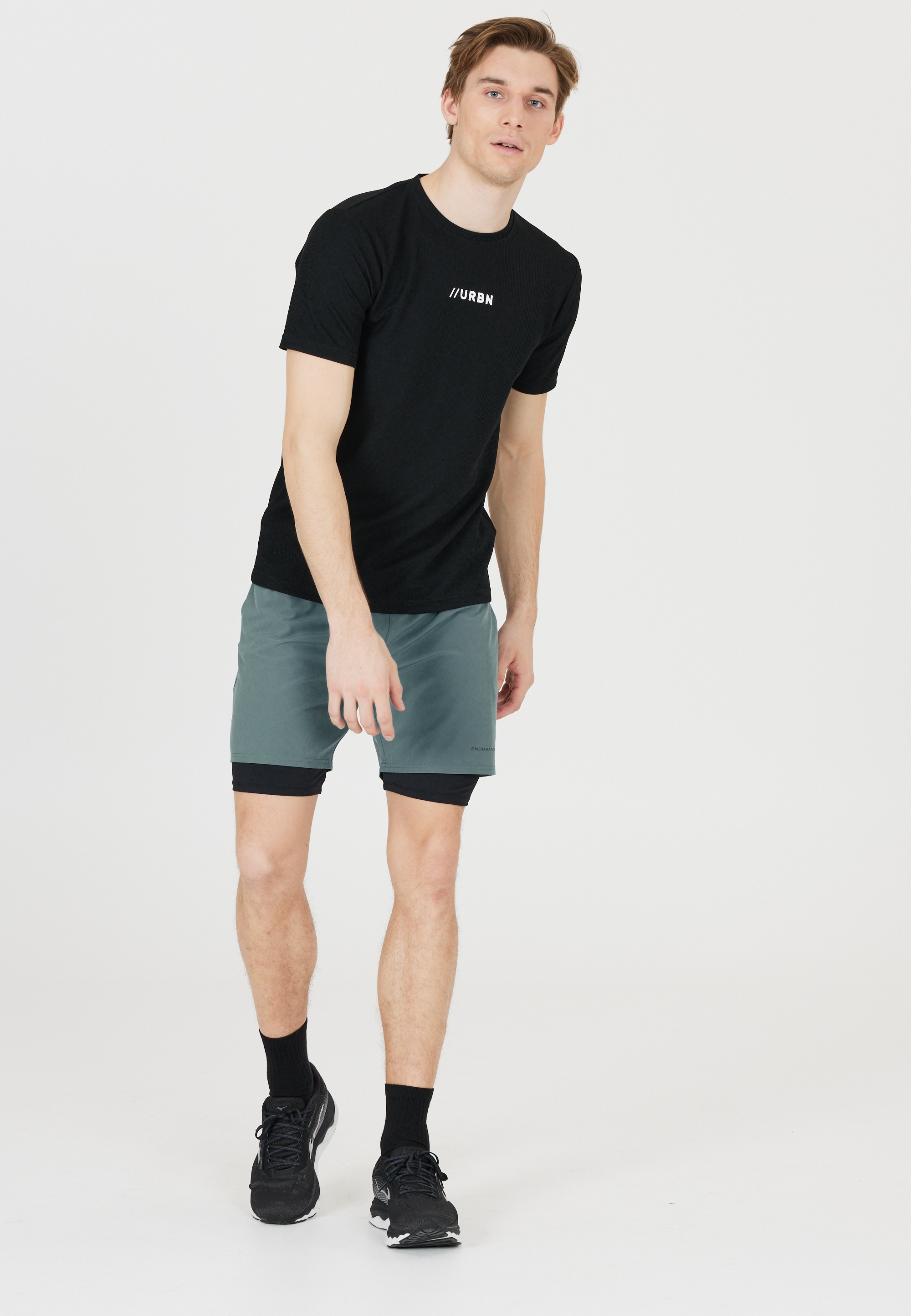 ENDURANCE Shorts "Kros", Im 2-in-1-Design mit Quick Dry und Stretch-Funktio günstig online kaufen