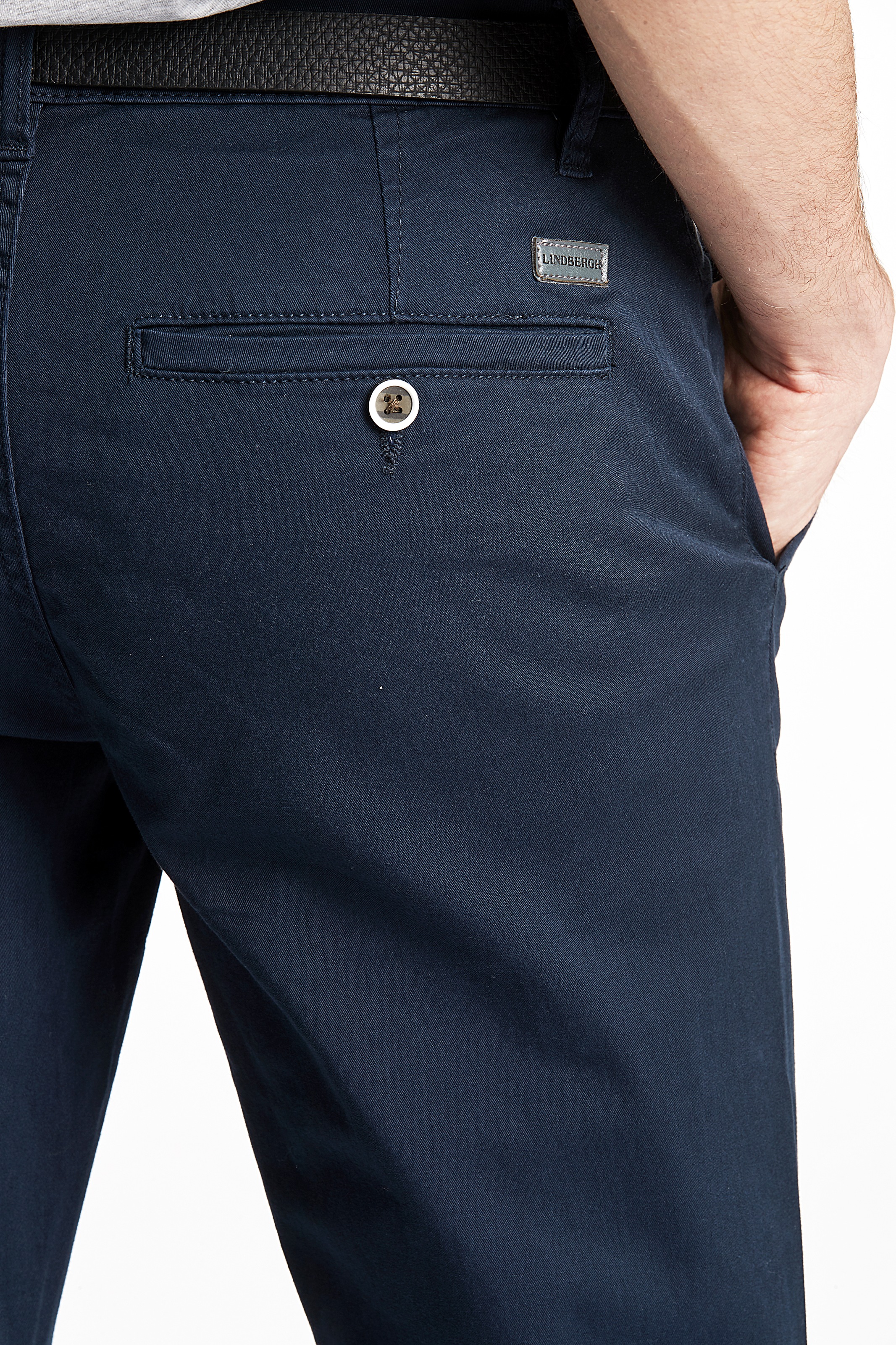 Thumbnail - LINDBERGH Chinohose mit Gürtel und Stretch