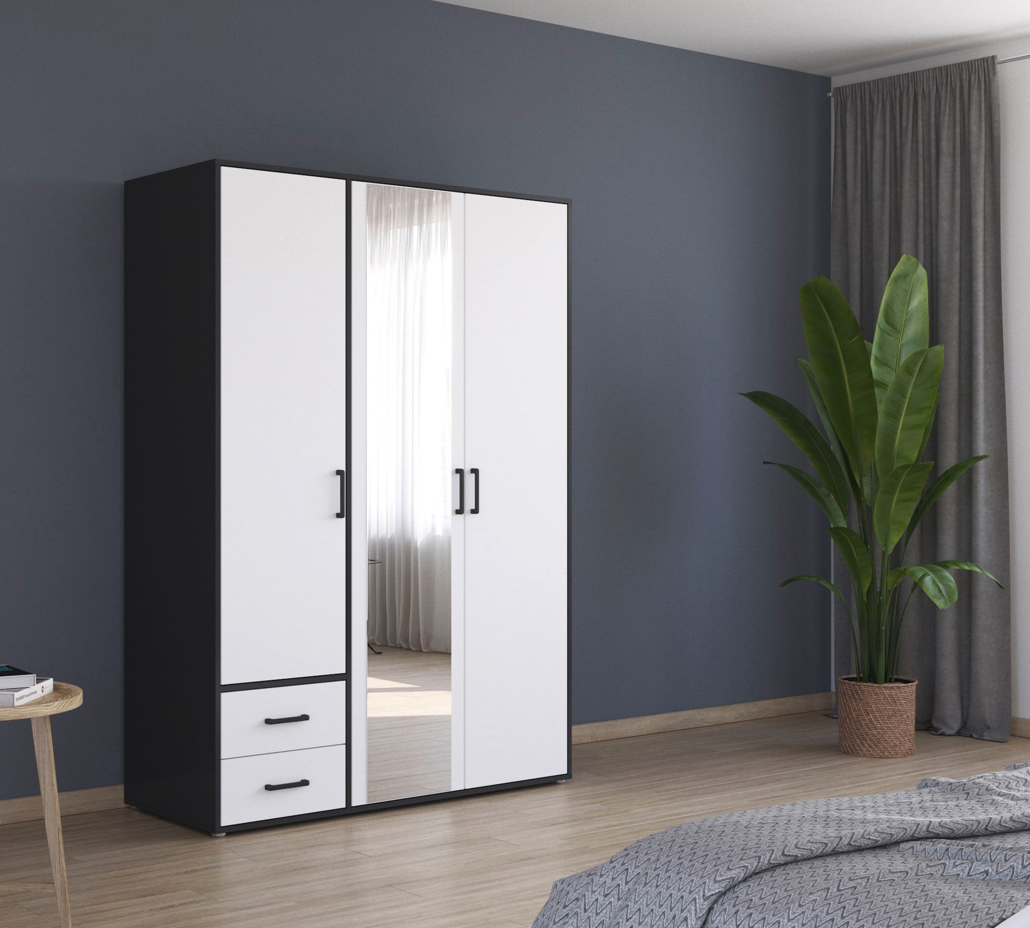 rauch Drehtürenschrank »Kleiderschrank Schrank Garderobe Wäscheschrank VOYAGER«, (in 3 verschiedenen Ausstattungen BASIC/CLASSIC/PREMIUM), mit modernen Griffen in Graumetallic, inkl. Schubkästen und Spiegel