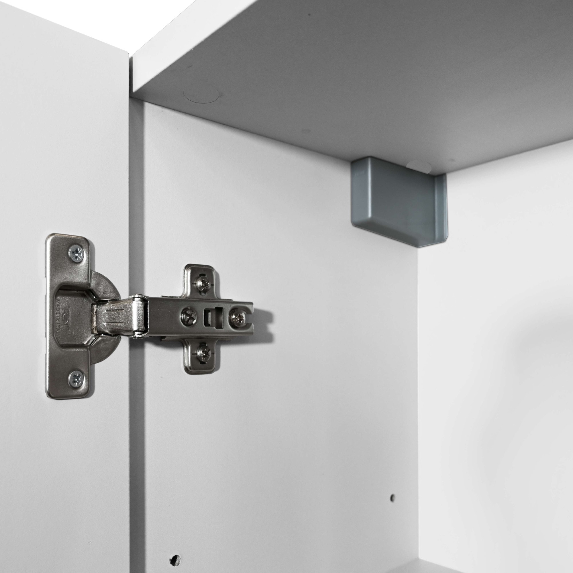 welltime Hochschrank »Vela, Hochschrank, Badschrank schmal, Badezimmerschrank, hängend« 1 Stk. tlg. Breite 30 cm, 2 hochglanzlackierte Türen, 5 verstellbare Fächer