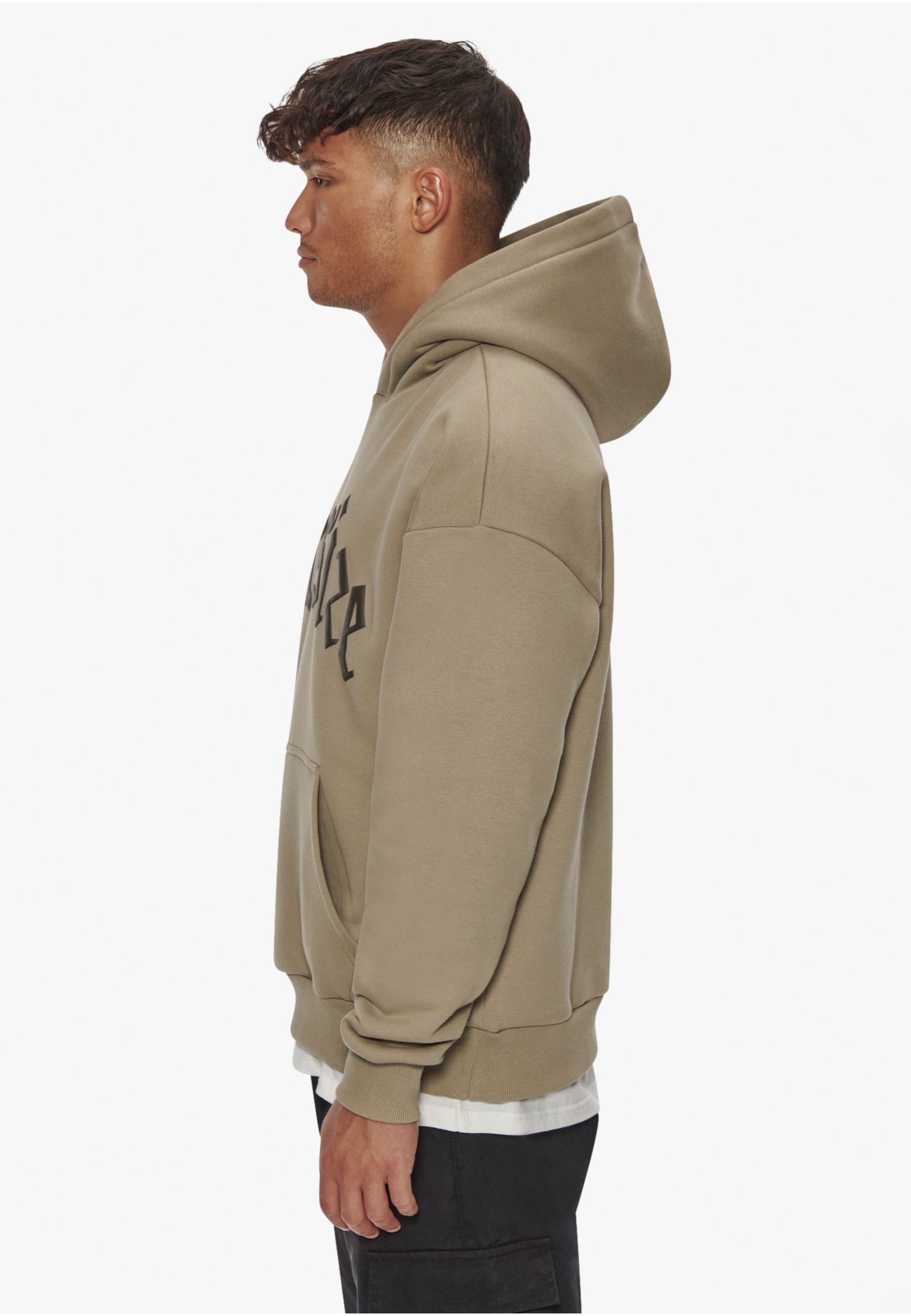 Dropsize Kapuzensweatshirt »Dropsize Herren Heavy Frontlogo Hoodie«, 1 Stk.
