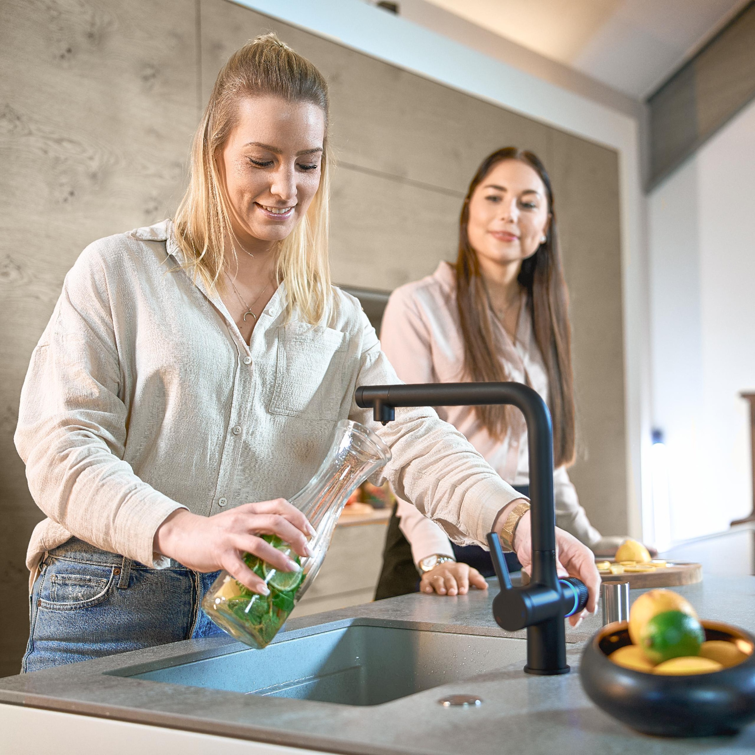 Schütte Spültischarmatur »»AQUASTAR PREMIUM« Sprudelwasser-Spültischarmatur«, mit Kühlsystem, Filter, Filterkopf und handelsüblicher CO2-Kartusche