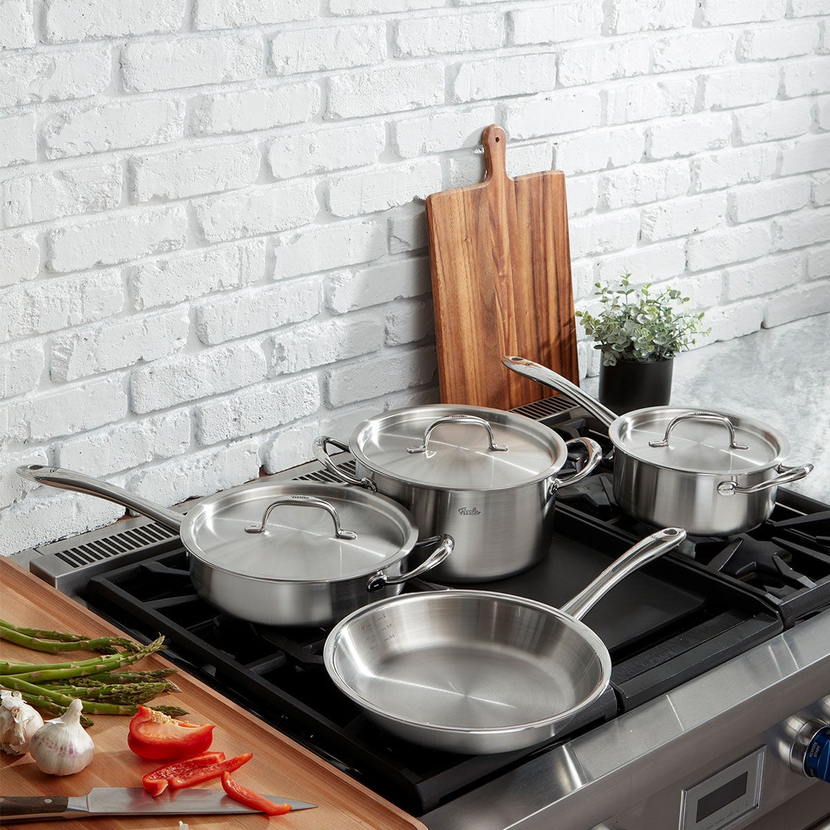 Fissler Topf-Set »Fissler M5 Pro-Ply®, Edelstahl-Topfset (7-teilig)« Set, 7-teilig: Bratpfanne, Kochtopf, Sauteuse und Stielkasserolle, 7 tlg. Edelstahl 18/10