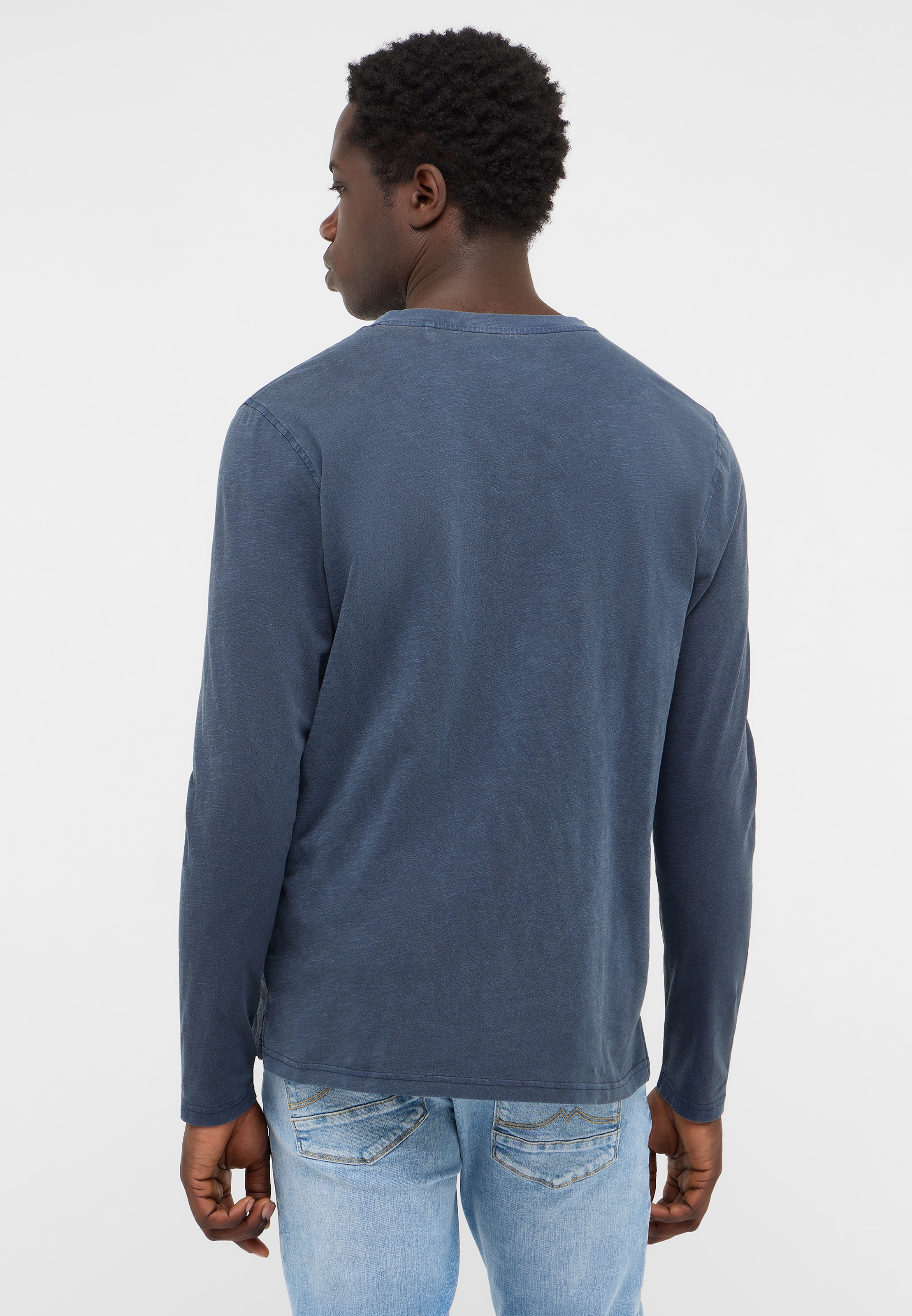 MUSTANG Langarmshirt »Atchison Henley LA« mit kurzer Knopfleiste