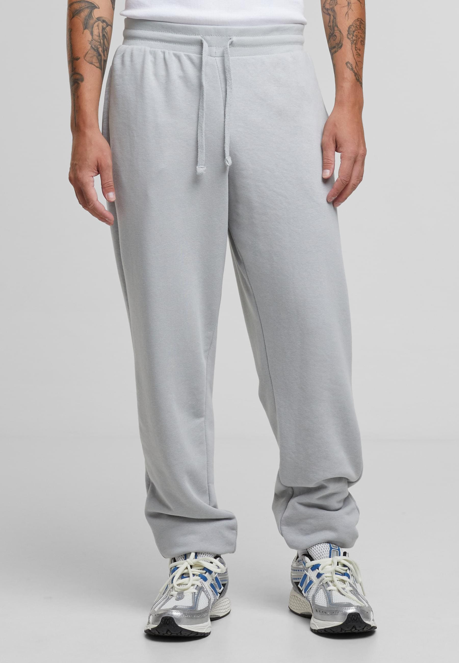 URBAN CLASSICS Stoffhose »Urban Classics Light Terry Basic Sweatpants«, (1 tlg.)