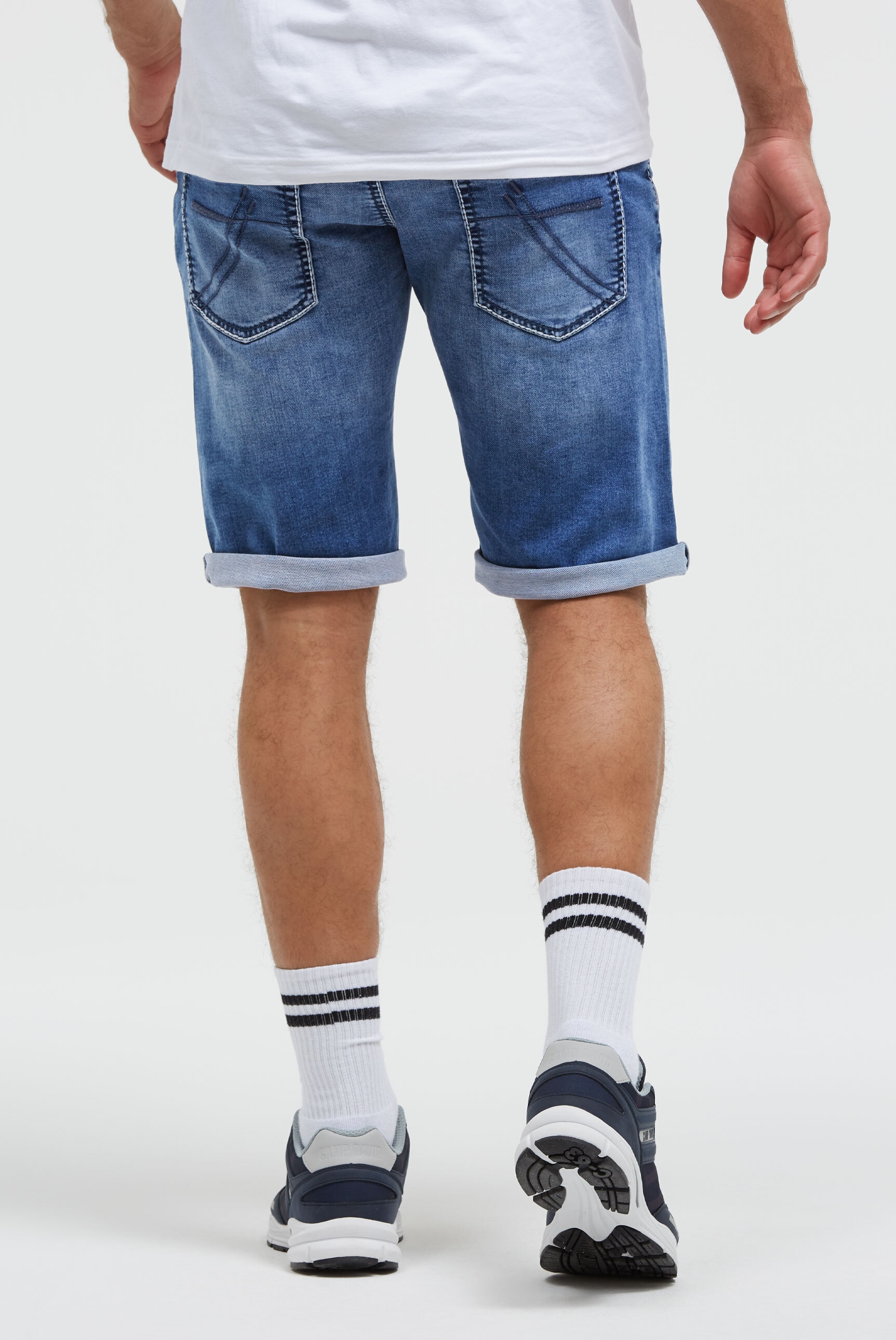 CAMP DAVID Jeansshorts mit breiten Nähten